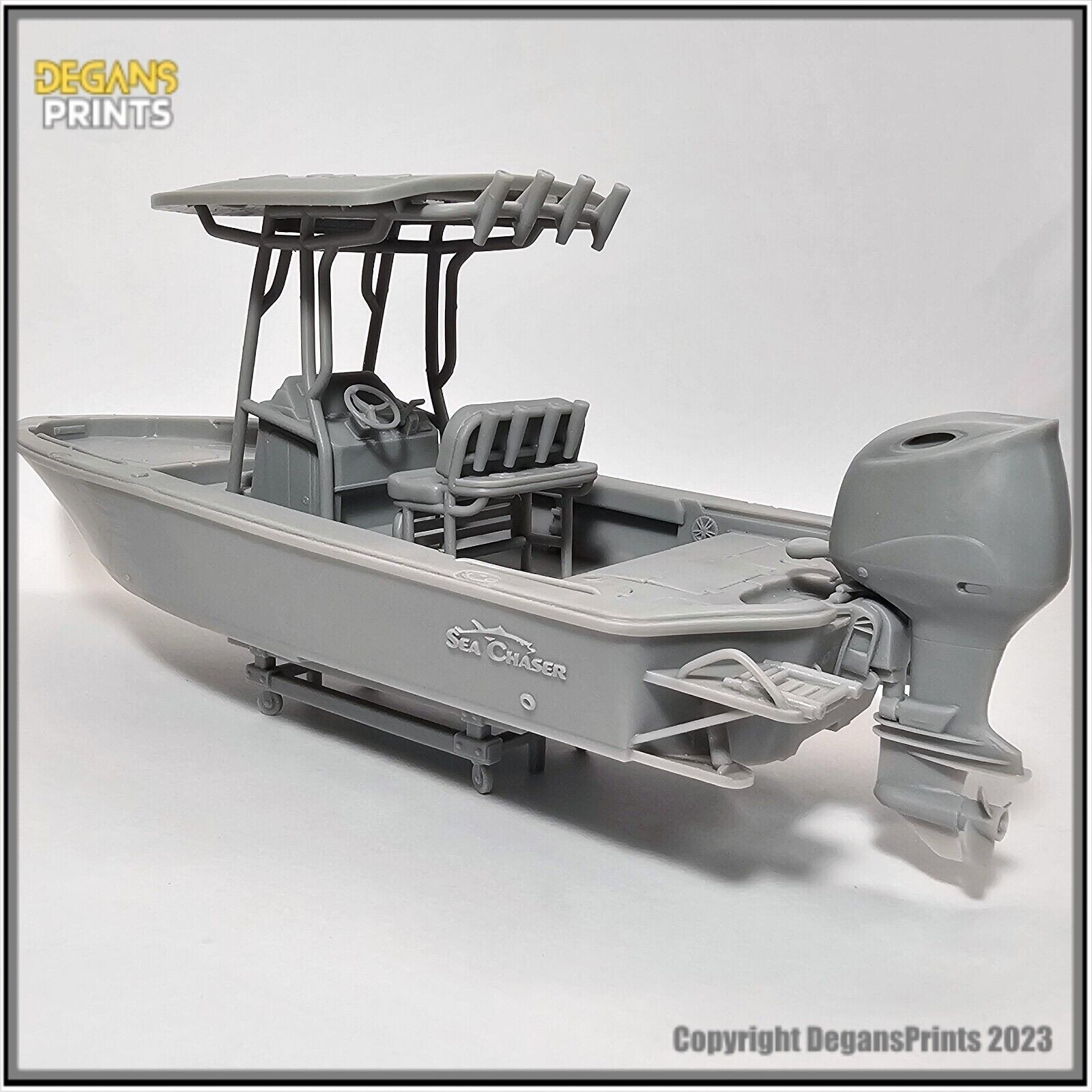 SeaChaser 23LX Center Console Boat Model and trailer kit 1-24 scale diorama boat
