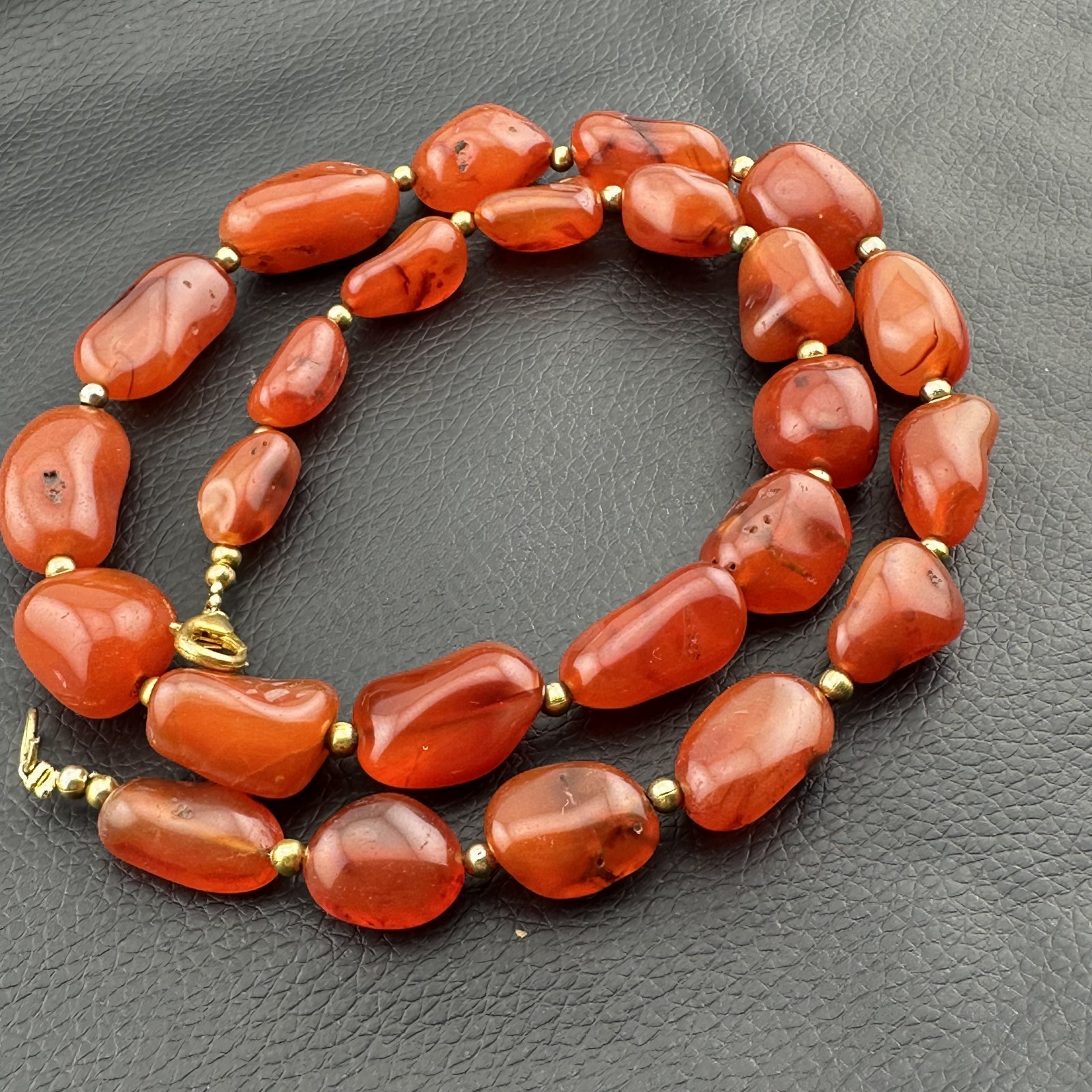 Vintage Himalayan Tibetan Carnelian Agate Tumbled Shape Necklace