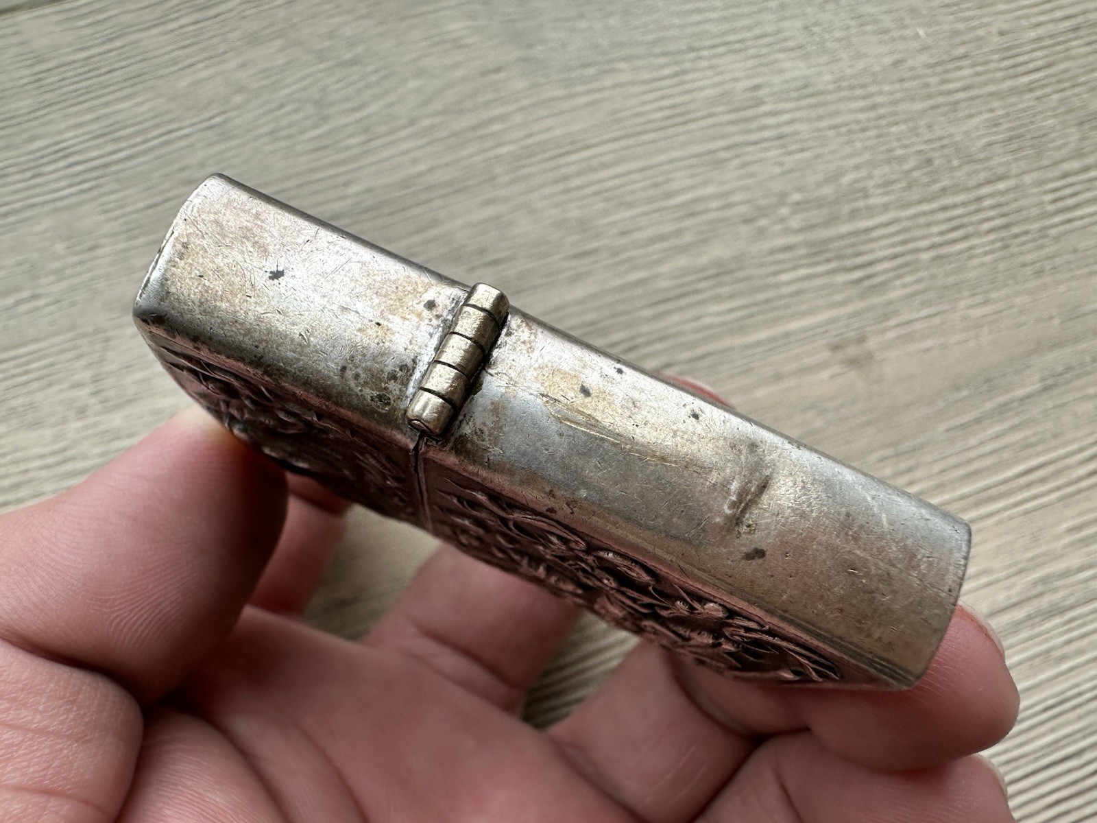 SIAM STERLING SILVER LIGHTER CASE WITH 16-HOLE ZIPPO INSERT