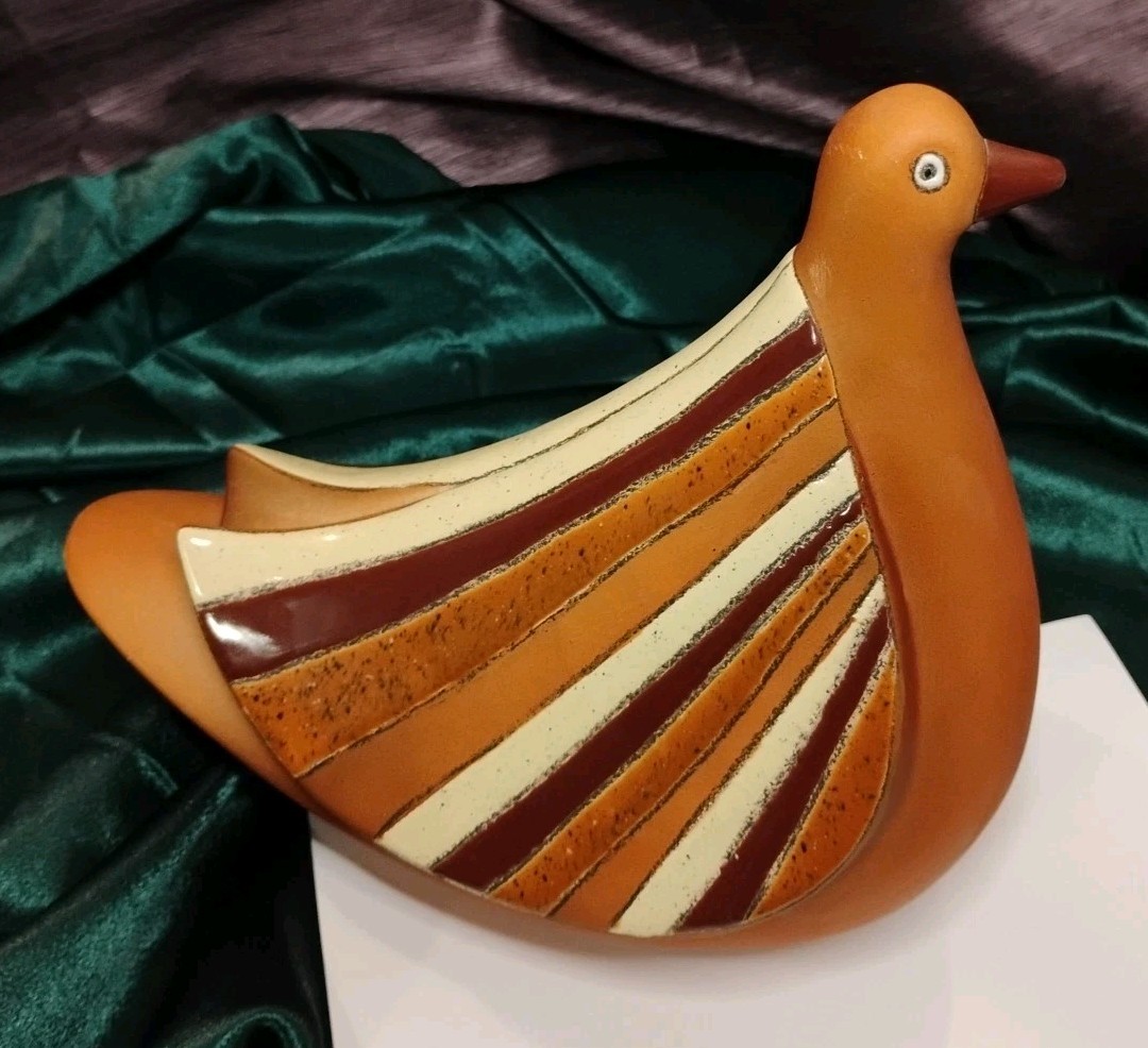 Vintage EDUARDO VEGA  Modernist  Red Clay 8  Dove Sculpture Pottery, Nice!