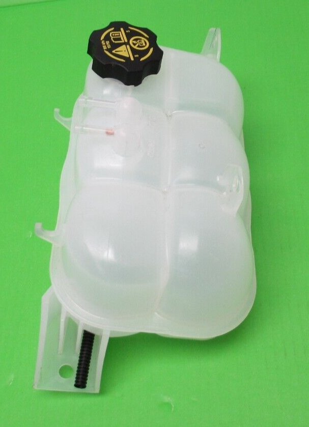 84632822 GM Radiator Surge Tank with Cap For 2019-2023 Cadillac Chevrolet GMC
