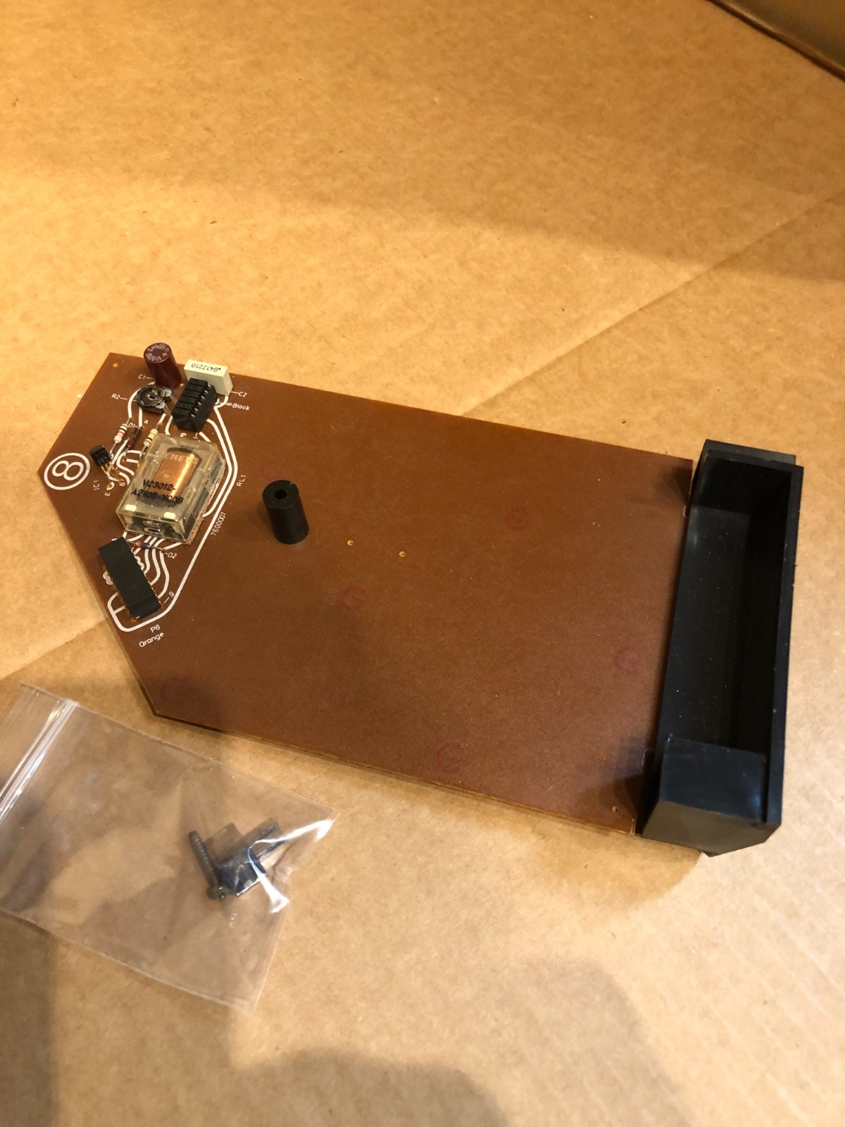 B&O 4002 turntable parting: Preamplifier PCB