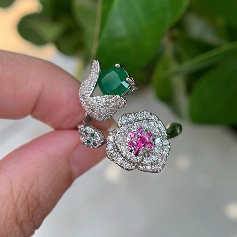 Women's Elegant Adjustable 3D Rose Copper Ring Inlaid with Synthetic Zircon Ring