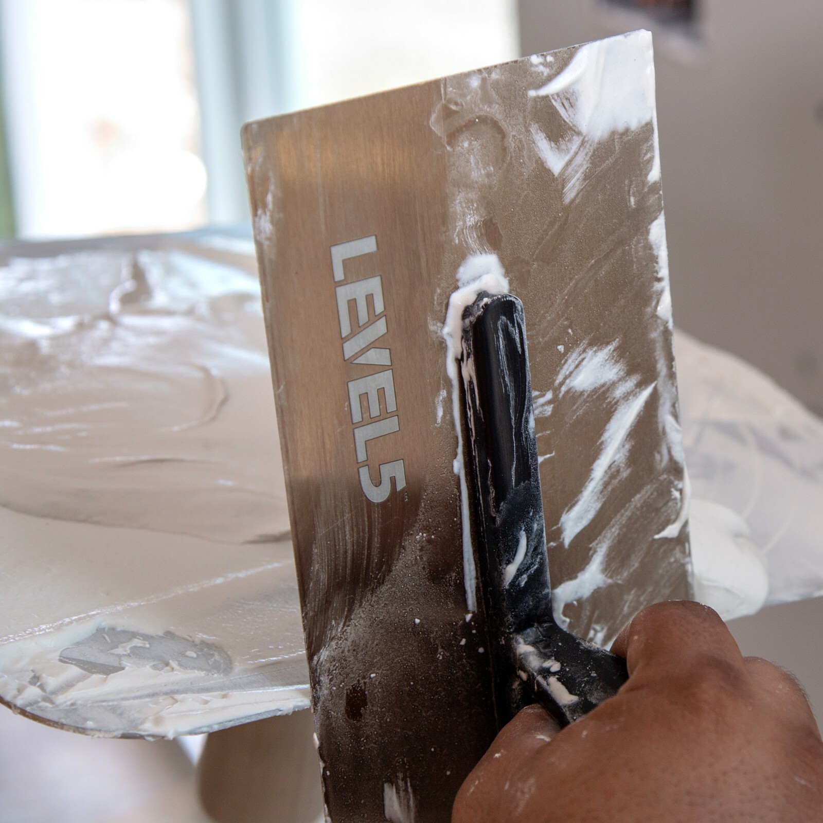 LEVEL5 Drywall Tools Hawk & 0.7mm Trowel Set | 5-460