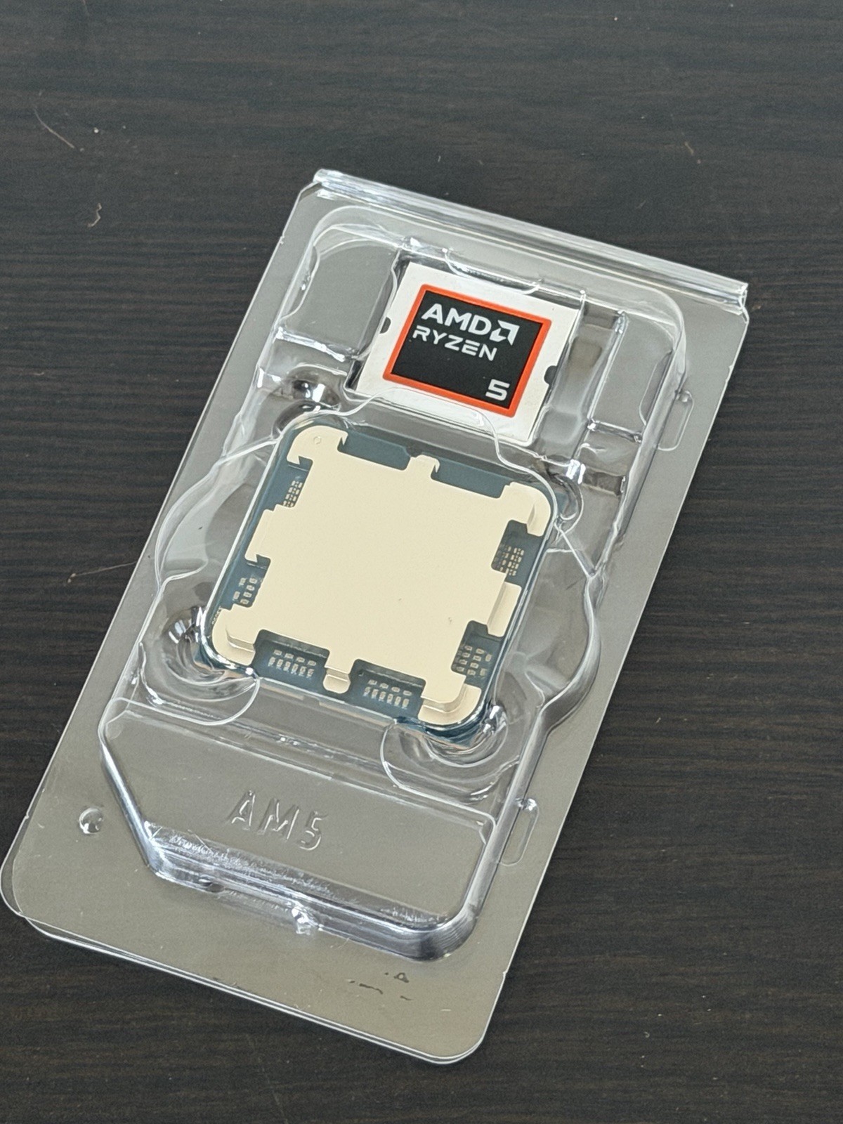Amd ryzen 5 9600x (New Sealed)