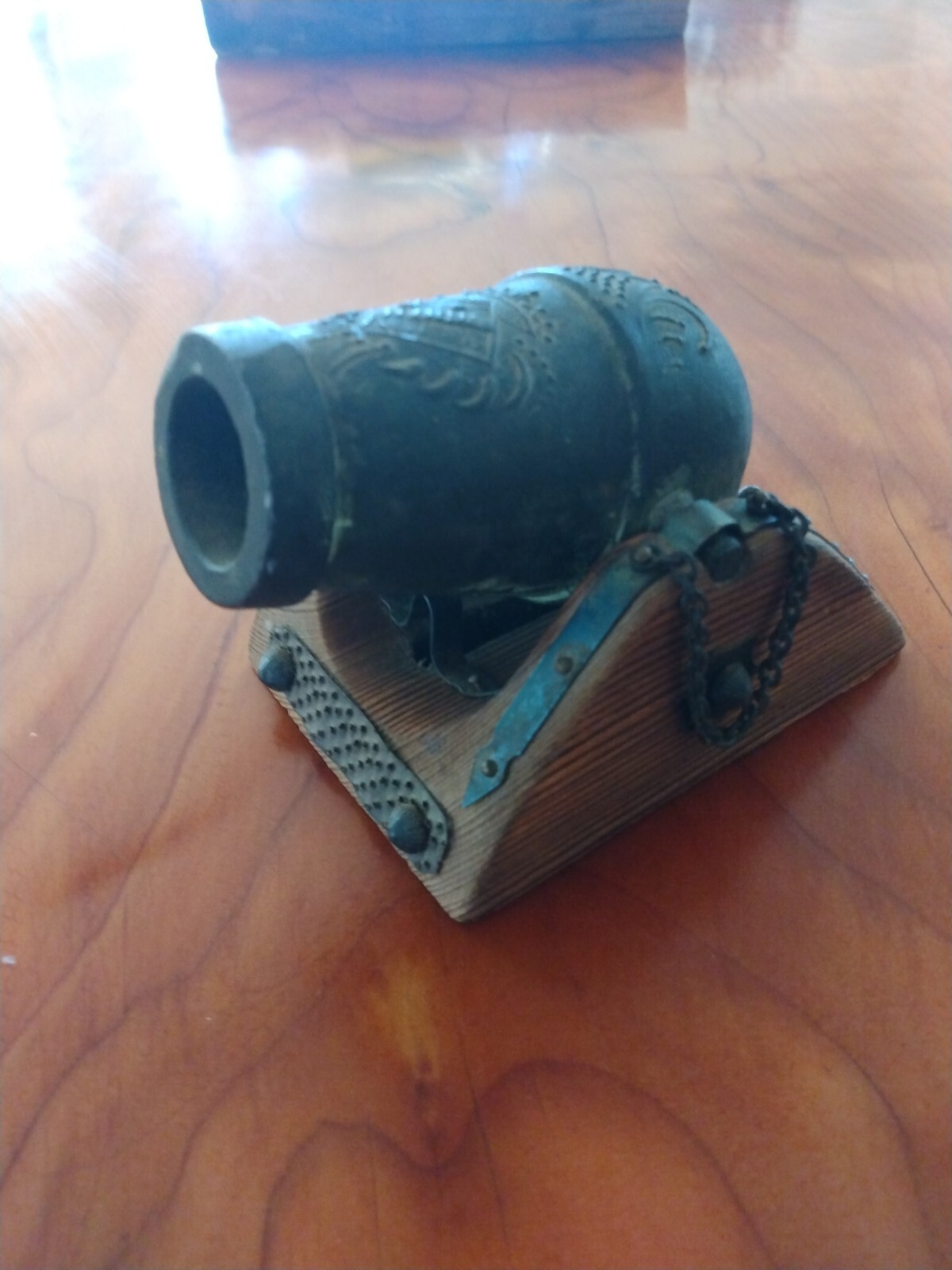 Martero Plaza Siglo XVI vintage wood cast iron miniature cannon