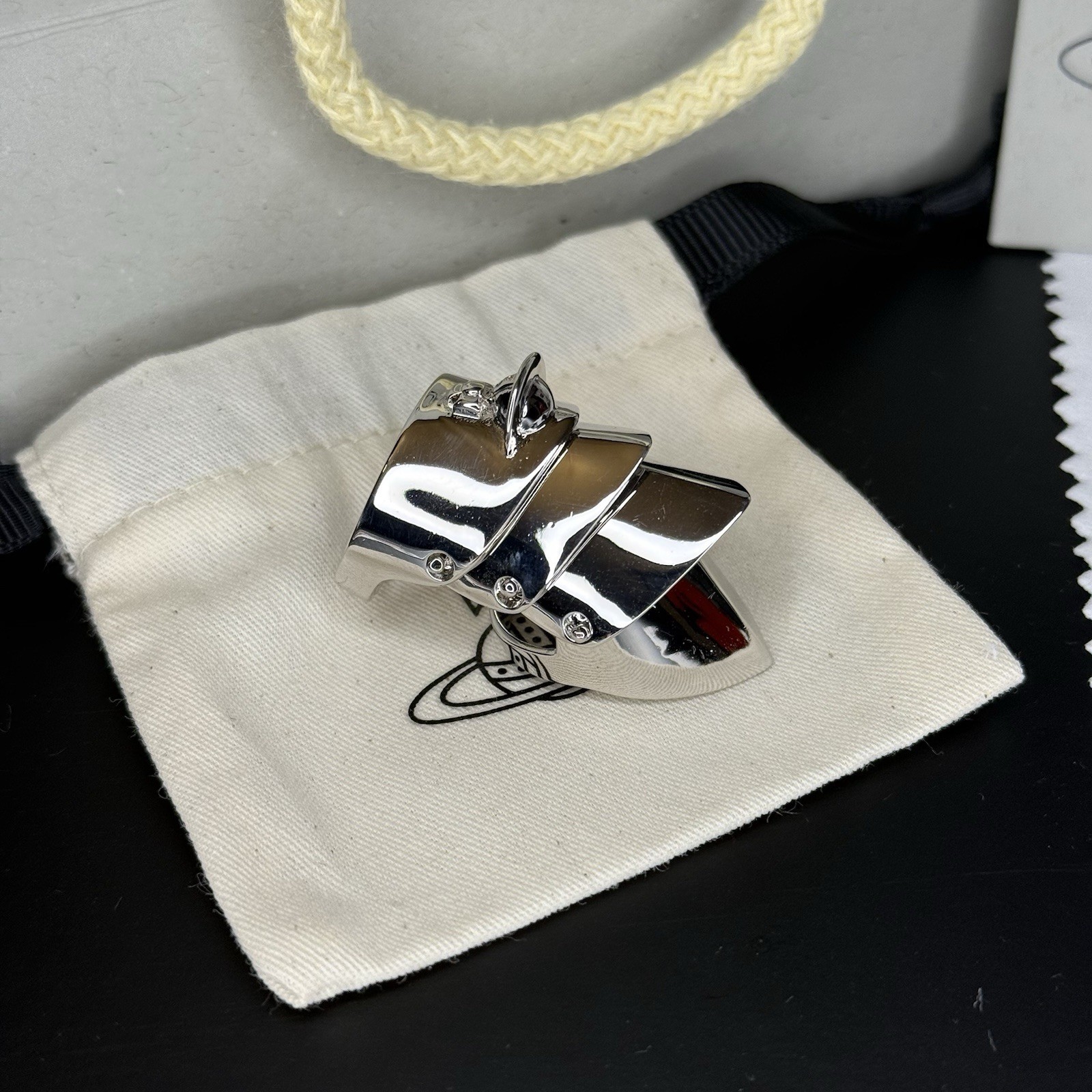 Vivienne Westwood Silver Metal Armor Ring Size 6-8 WITH BOX