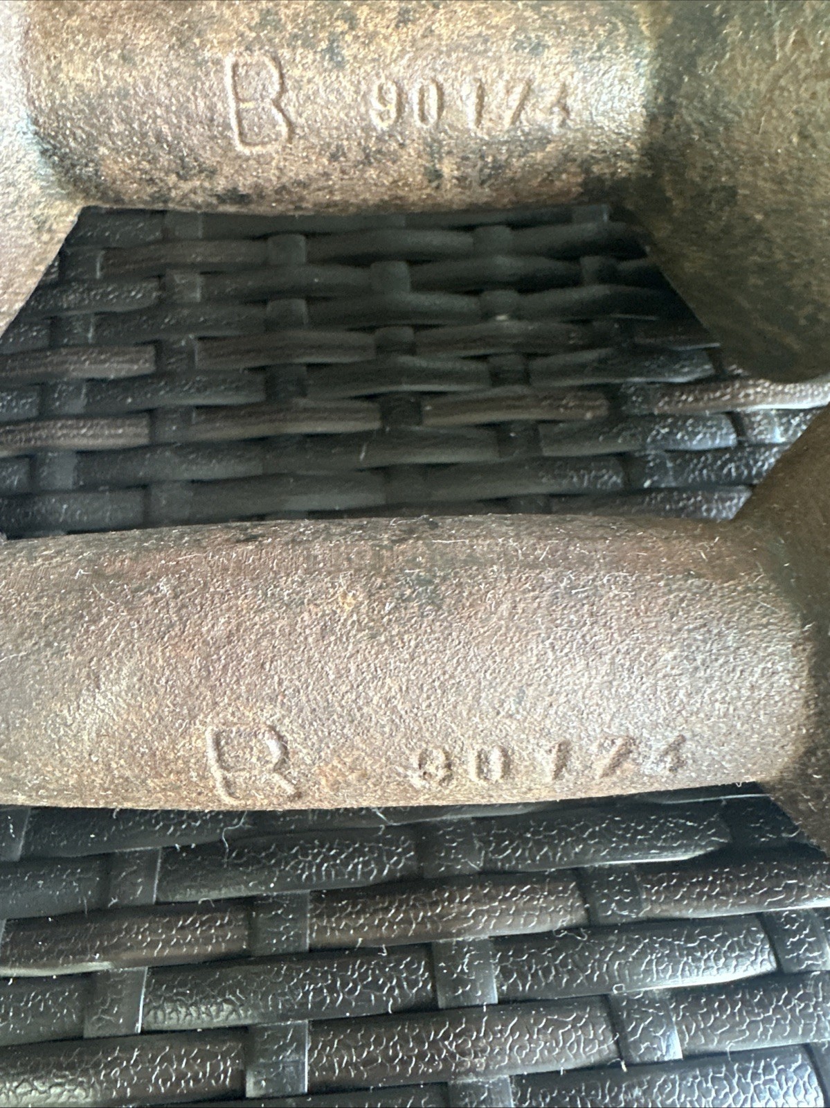 Vintage Pair of 10lb Dumbbells Rare Globe Bun 20lb Total Made In Taiwan