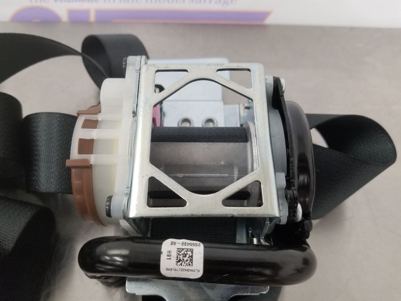 22 2022 NISSAN FRONTIER CREW CAB OEM DRIVER LEFT FRONT SEAT BELT RETRACTOR BLACK