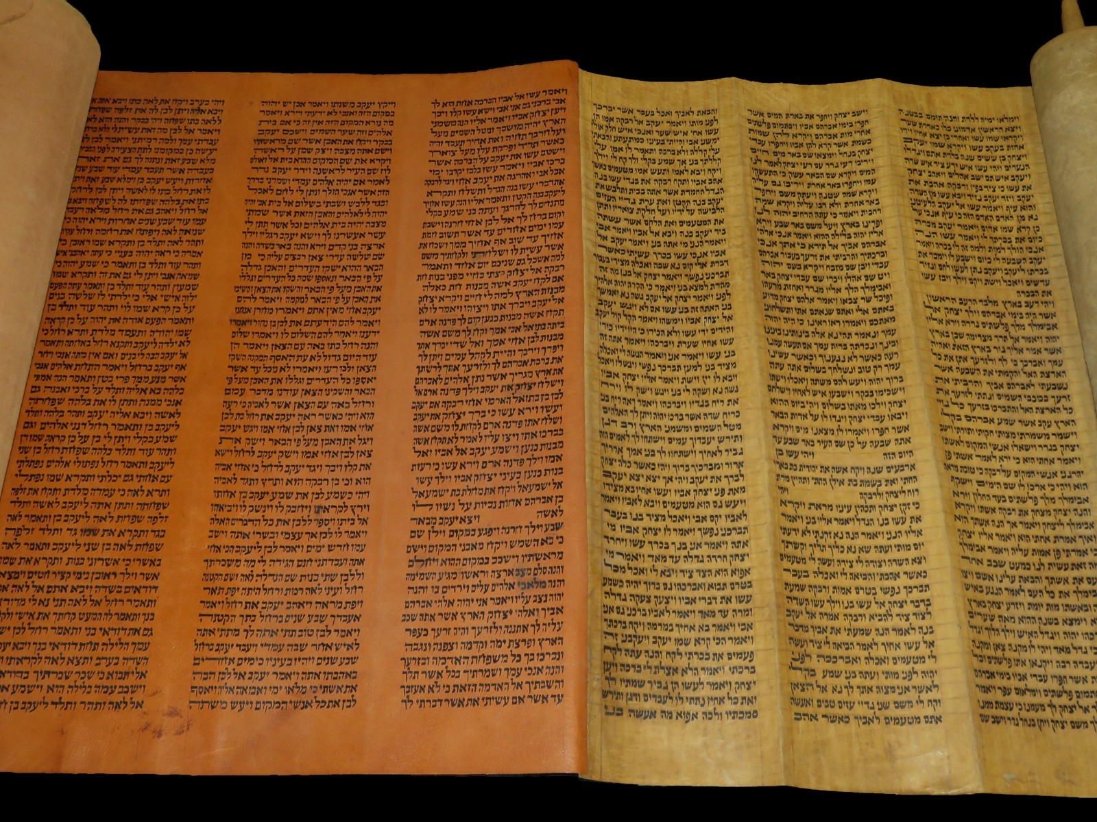 TORAH SCROLL BIBLE VELLUM MANUSCRIPT 300 YRS OLD YEMEN COMPLETE Book of Genesis