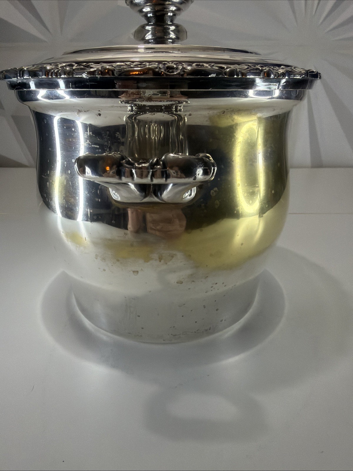 Vintage International Silverplate Countess Covered Ice Bucket – Ornate Floral