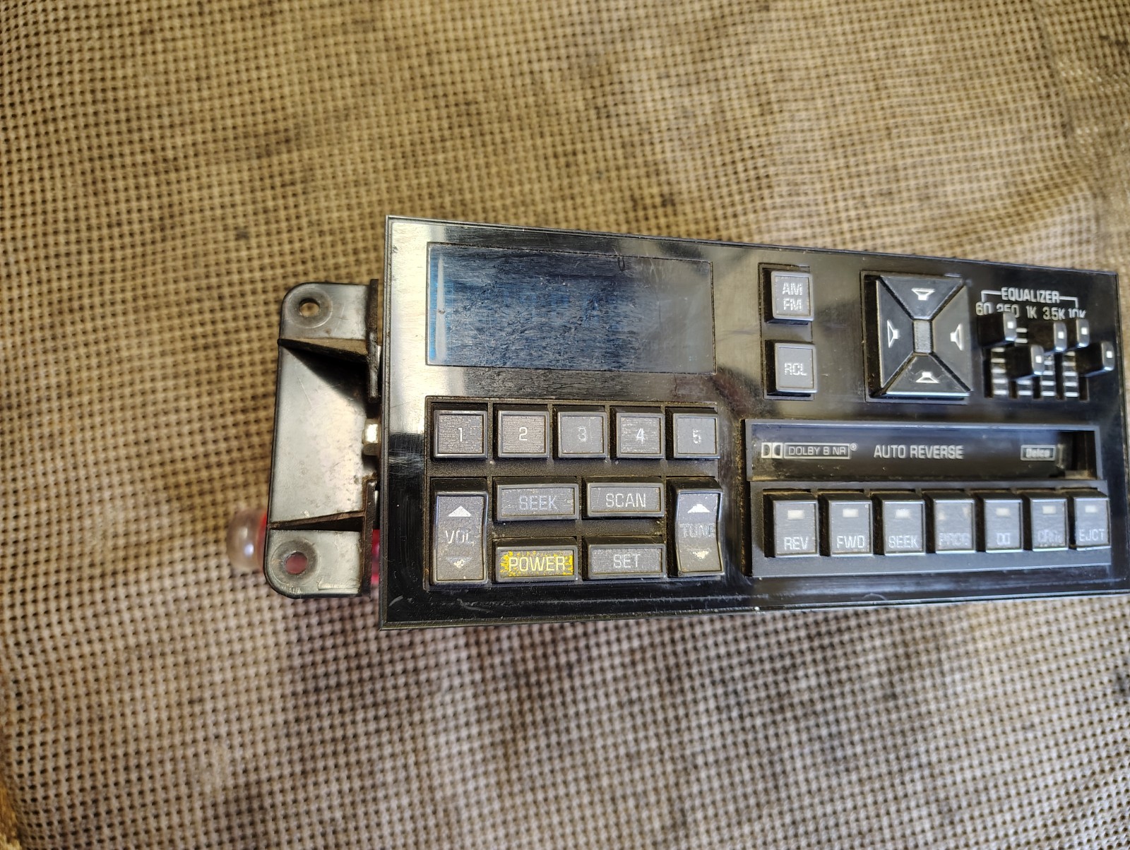 1989 1990 Oldsmobile Delta 88 98 Regency Original GM AM FM Cassette Radio