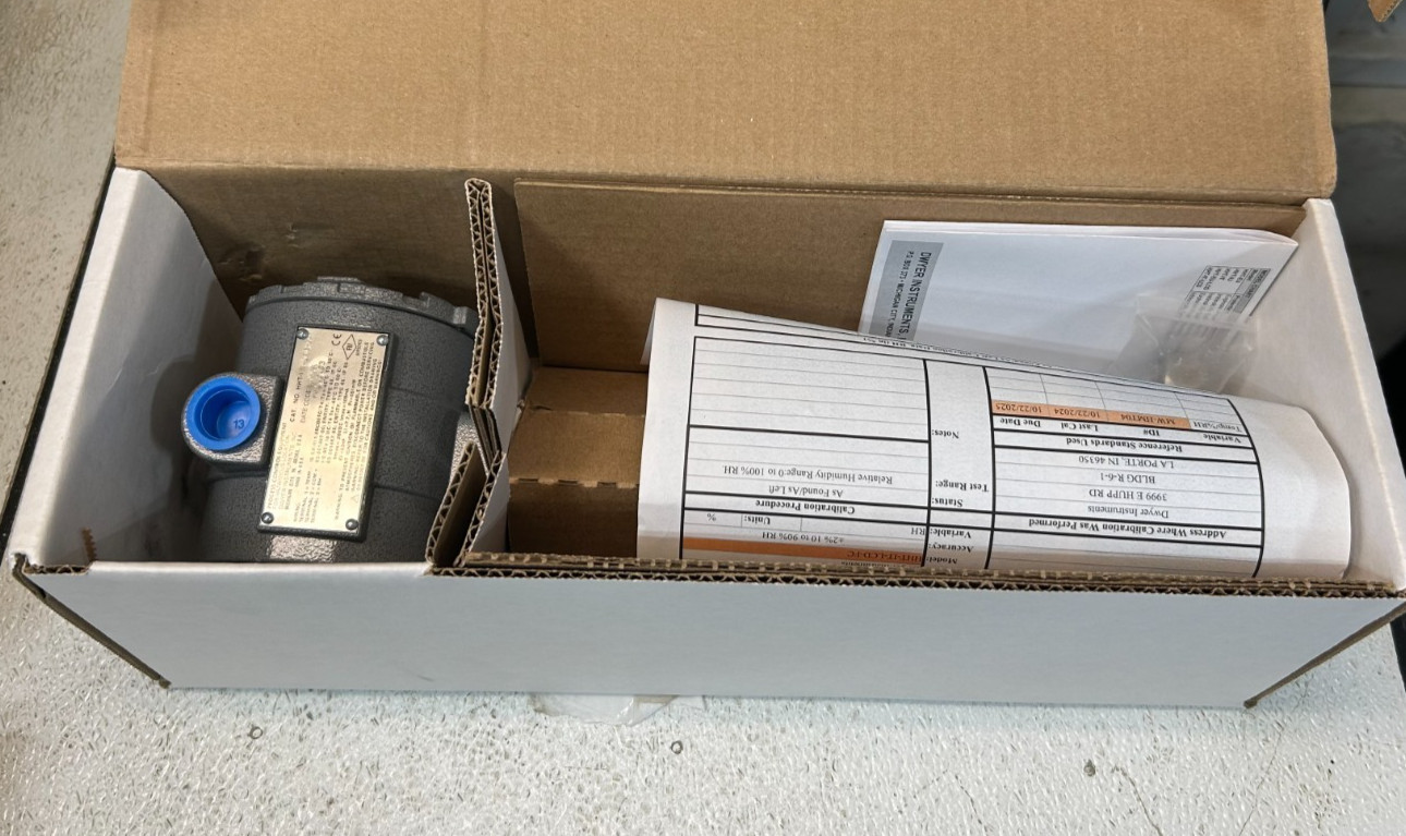 Dwyer HHT-IT-LCD-FC Humidity Transmitter