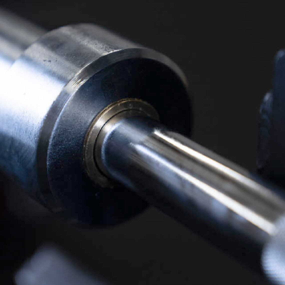 Titan Fitness Cambered Olympic Bench Press Rowing Bar, Rated 600 LB, 4" Camber