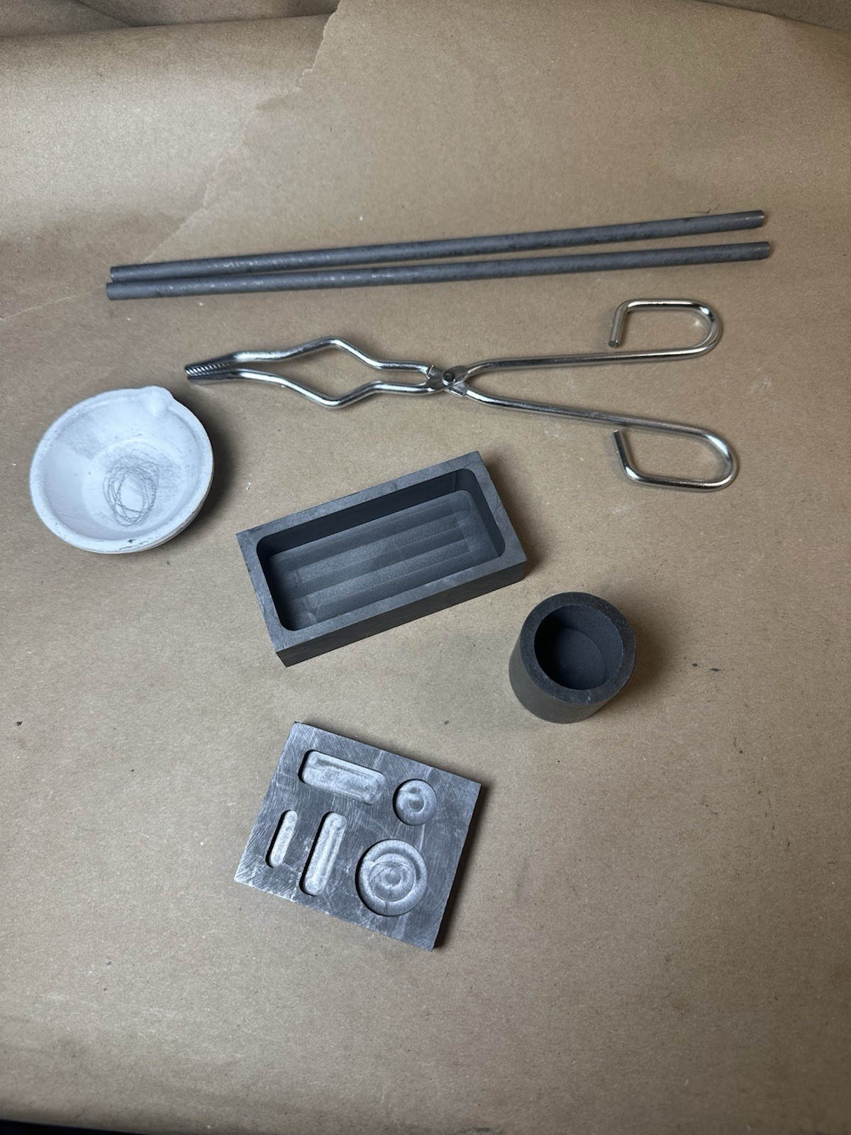 7-Piece Graphite Torch Melting and Casting Kit with Crucibles and Moulds