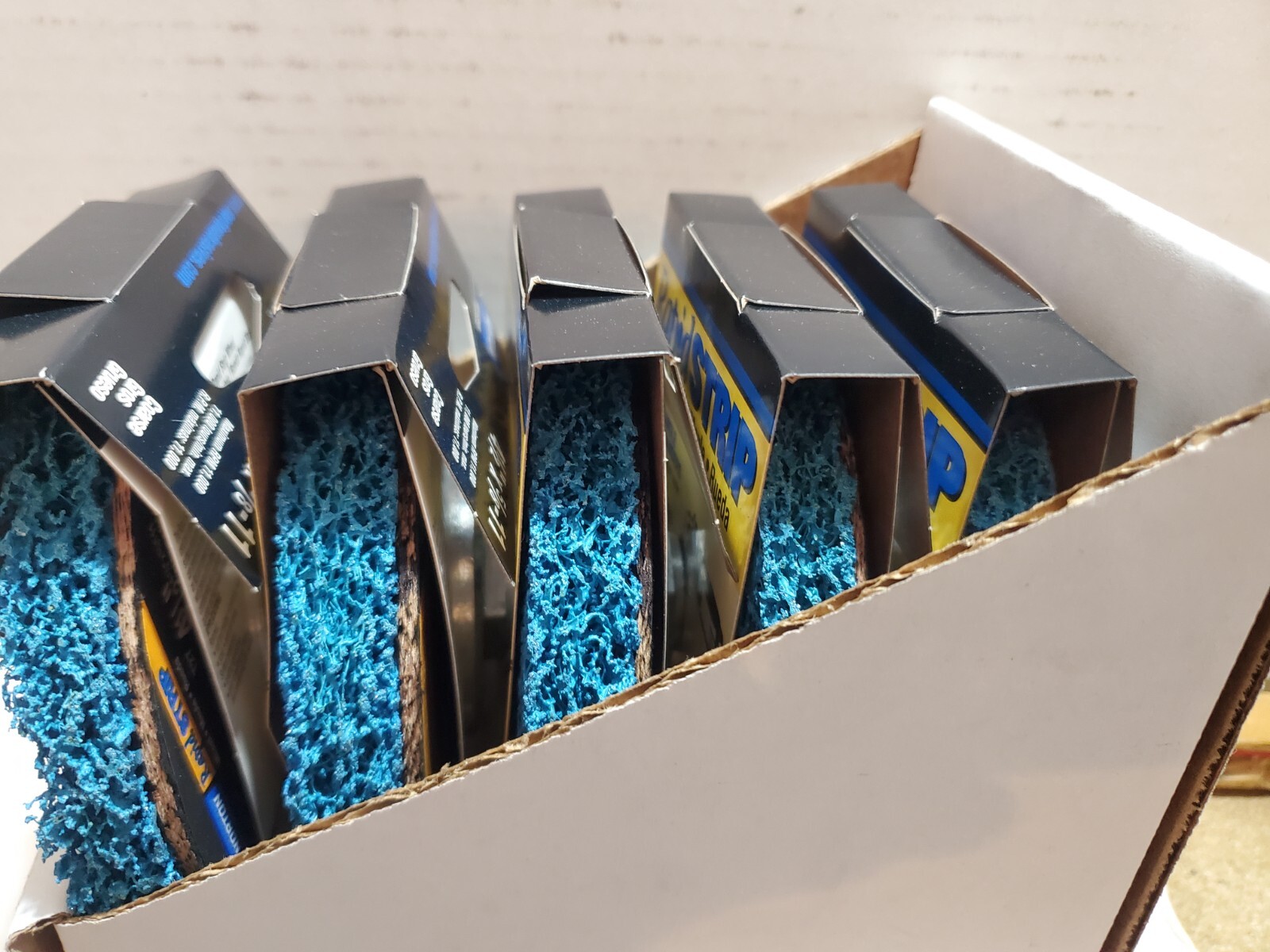 Norton 07660704015 5 pack Non-Woven Depressed Center wheel, 4-1/2" RAPID STRIP