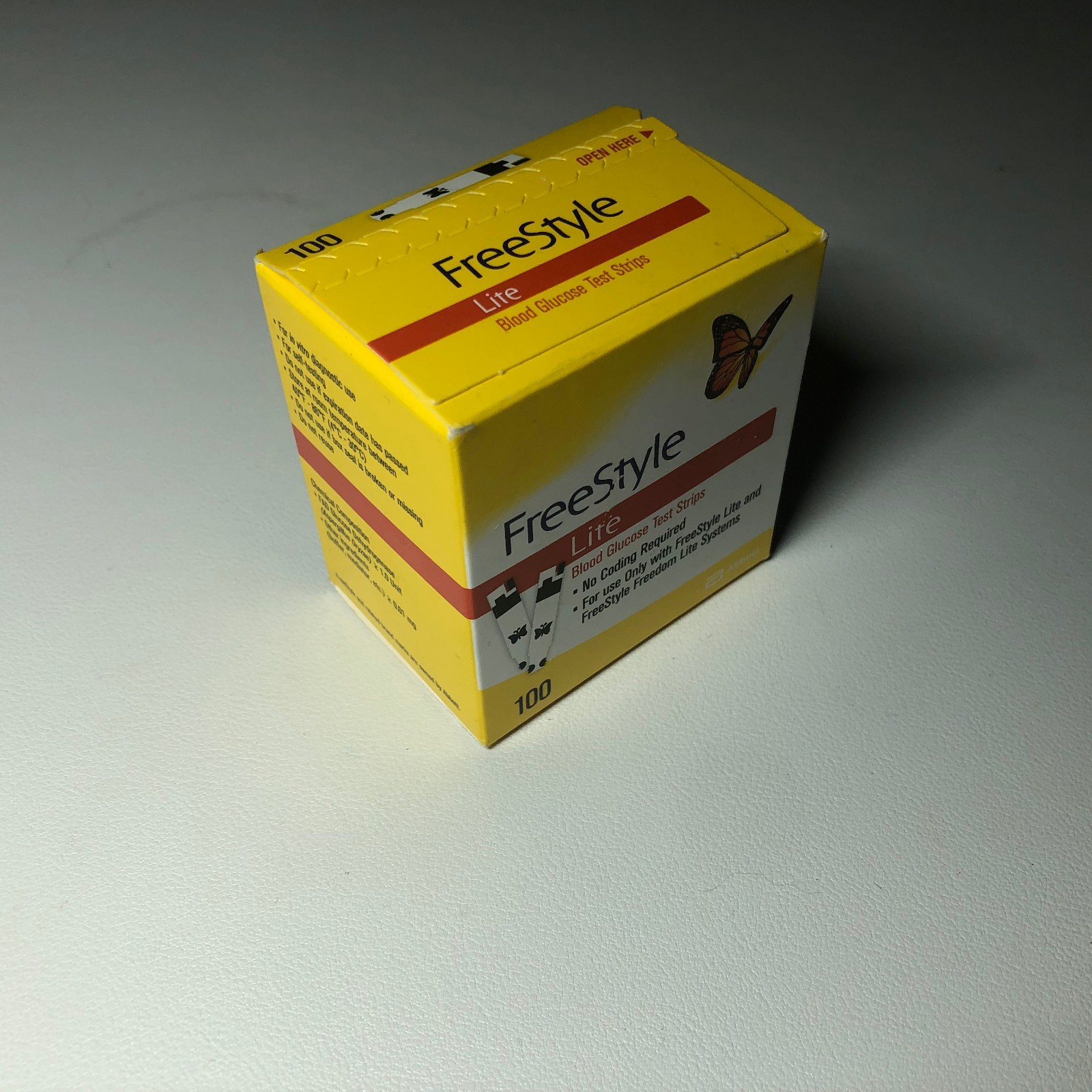 100 Free Style  Lite Blood Glucose Test Strips EXP 03/2027+