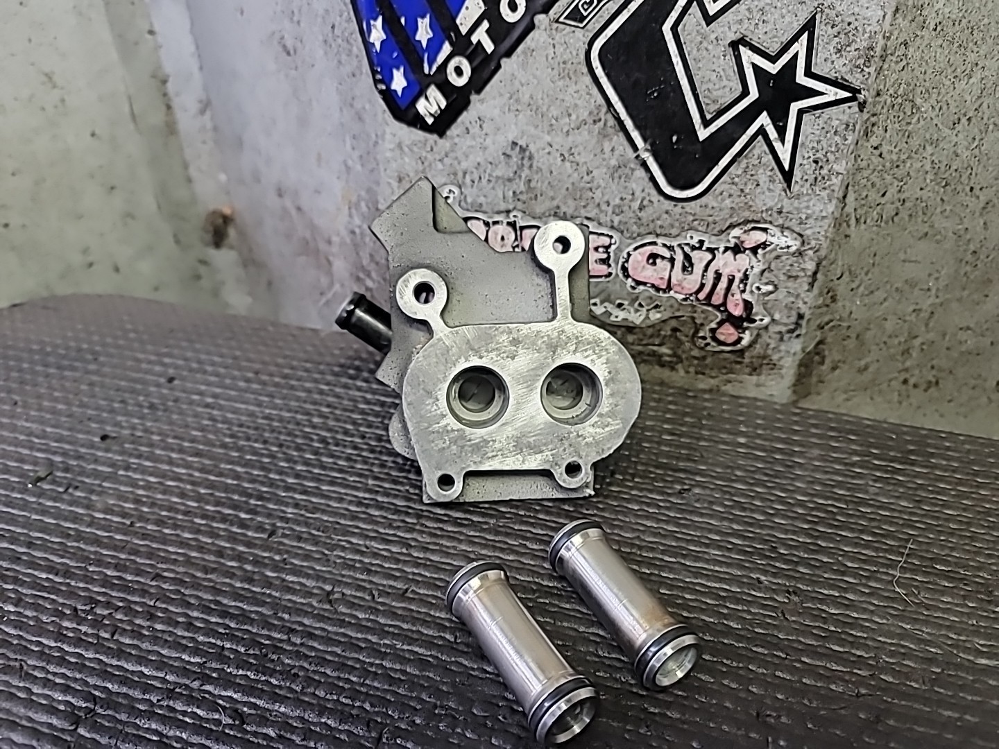 2003 2004 03-04 Ford Mustang SVT Cobra 4.6 Supercharger Intercooler Adapter 32V