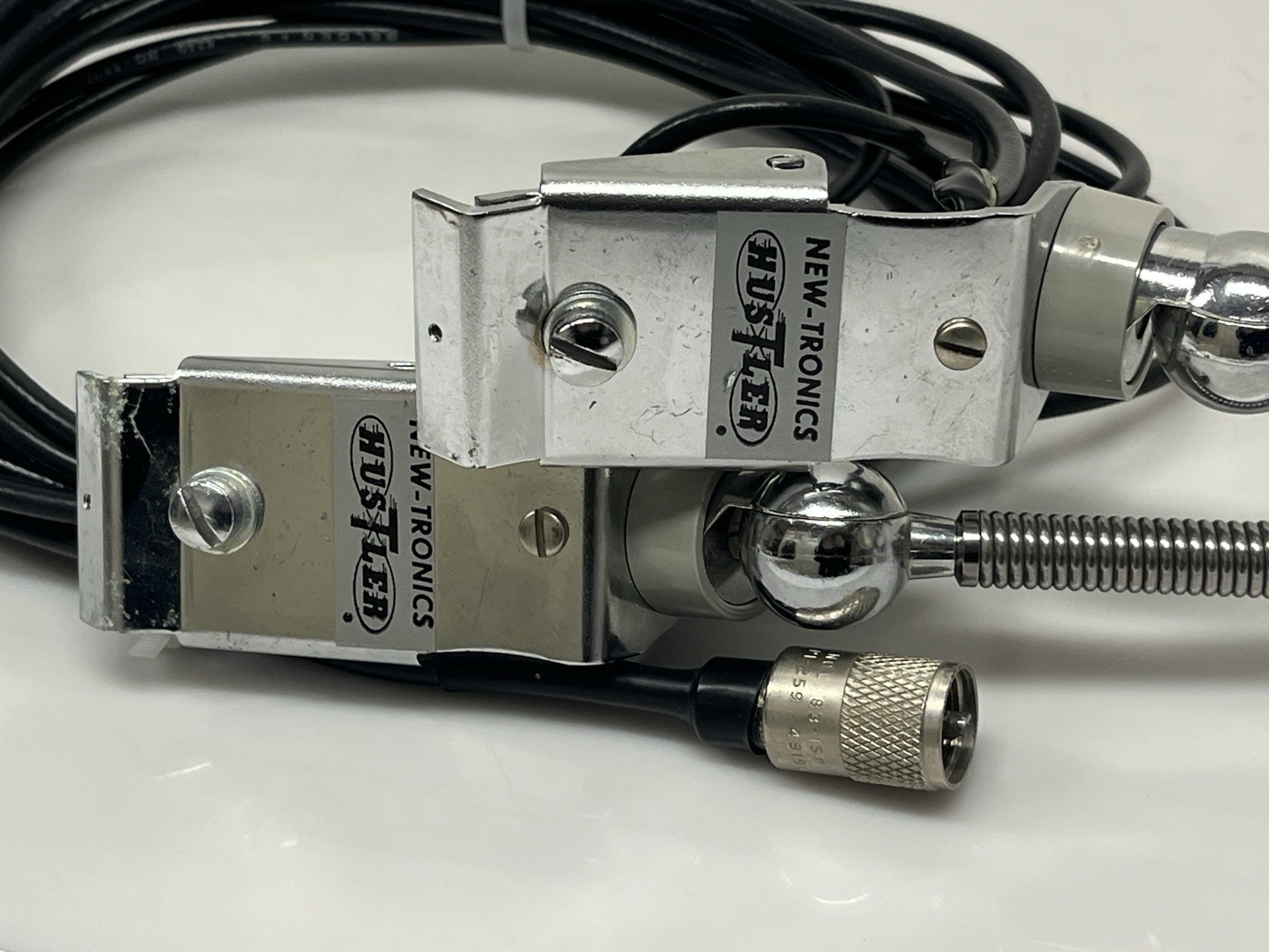 Set 2 Vintage Newtronics Hustler 25” CB Radio Antenna w/ Cord & Mounts UNTESTED