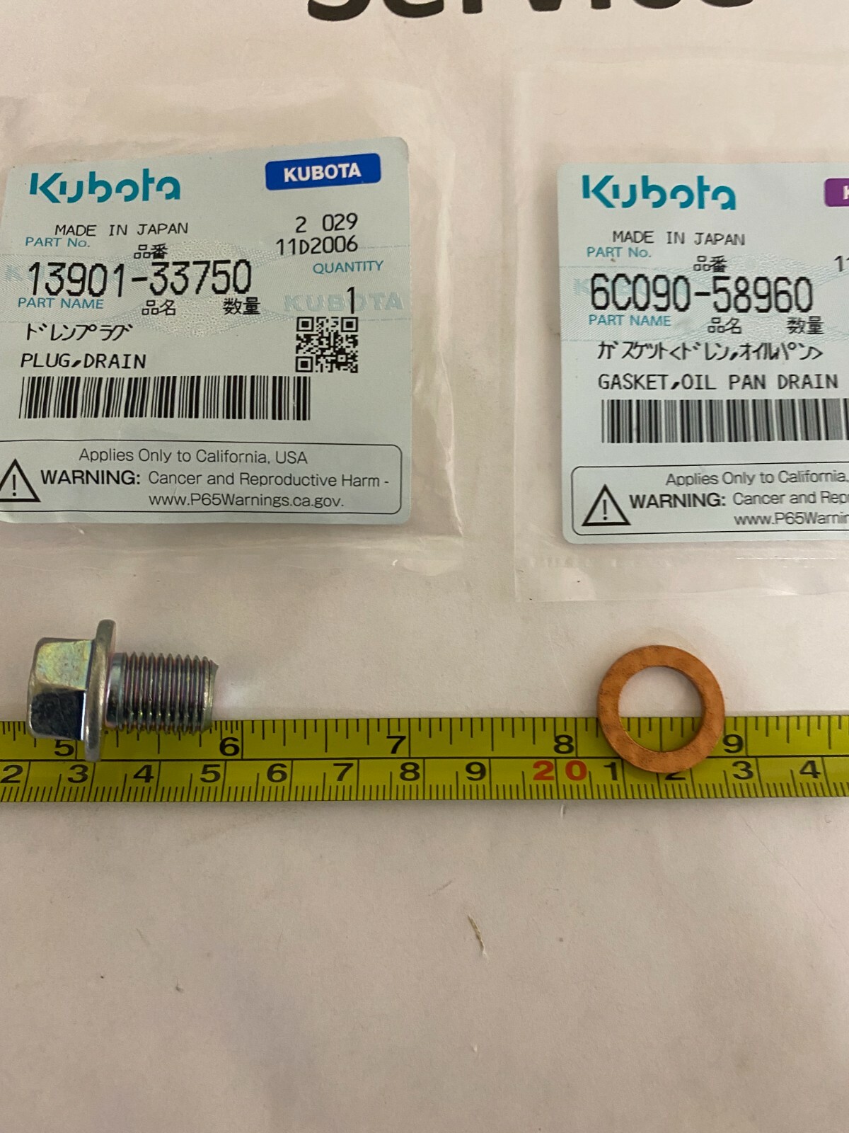 Genuine OEM Kubota Oil Pan Drain Plug 13901-33750 with Gasket