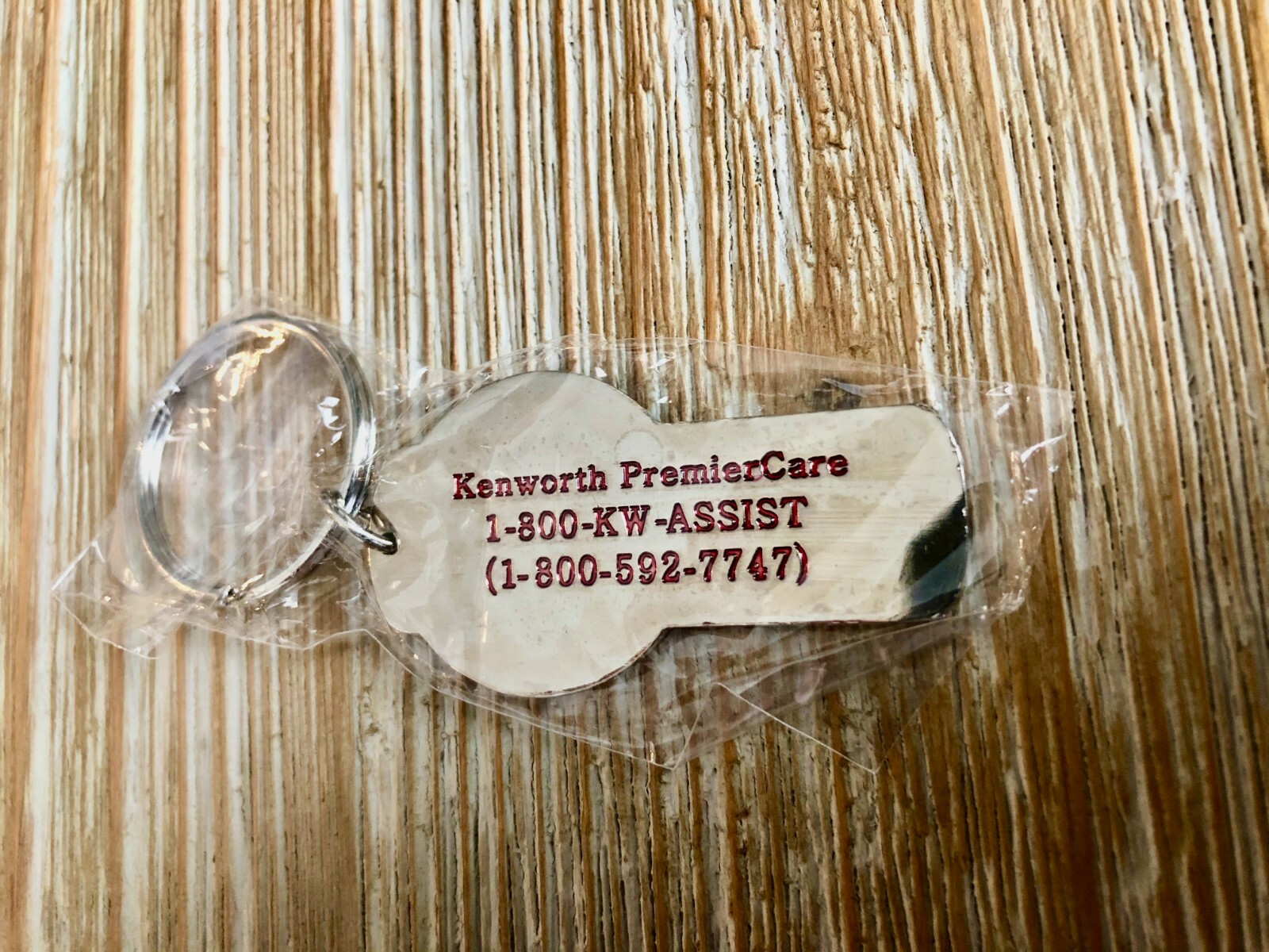 Authentic - Kenworth Semi Red Bug Pewter Epoxy Key Chain Tag Keychain