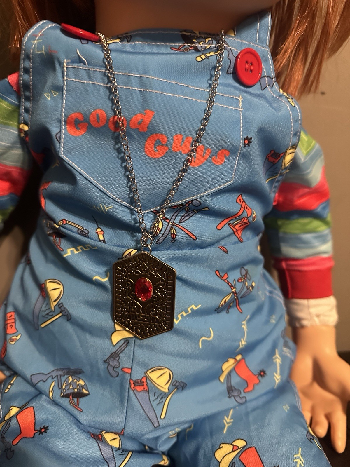 CHILDS PLAY CHUCKY HEART OF DAMBALLA NECKLACE PROP