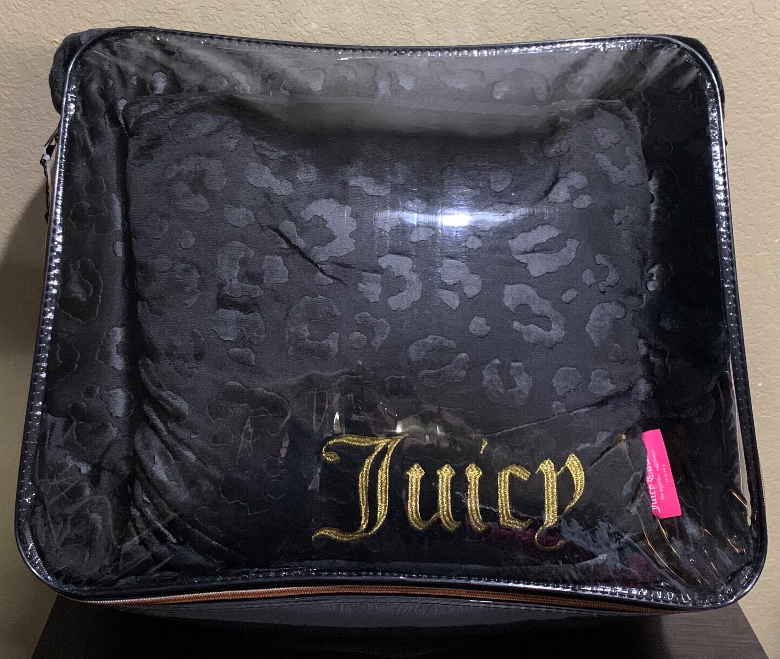 Juicy Couture Black Leopard Embossed Plush 3pc TWIN Comforter Set Soft & Cozy