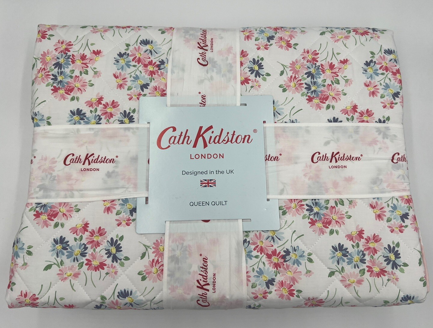 Cath Kidston Queen Quilt, Daisy Bouquet - Pink, 100% Cotton Percale, Floral