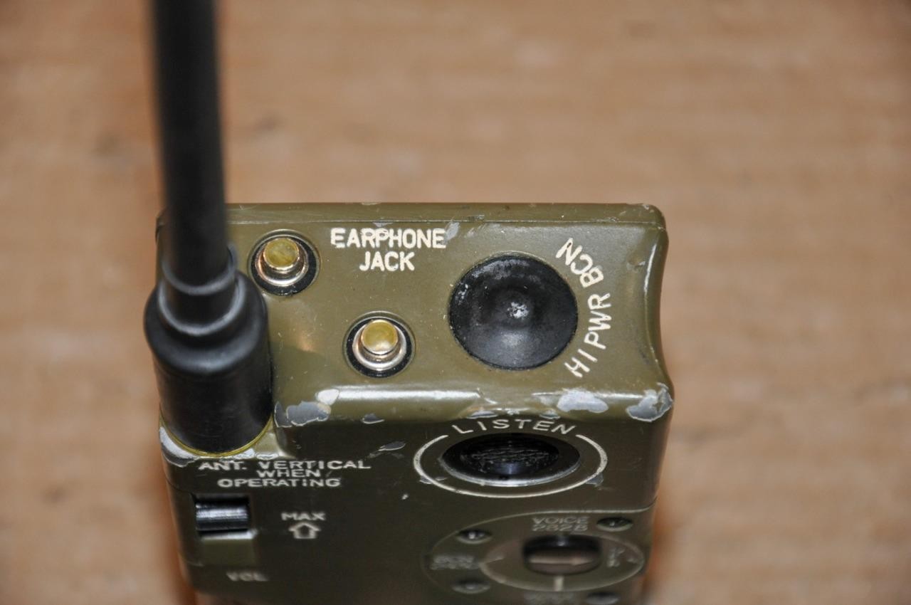 AN/PRC-90-2 Military Survival Radio