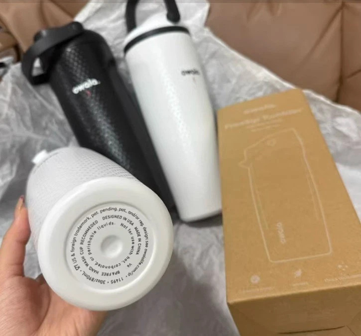 Limited Edition New Owala Fairways for Days FreeSip Sway Golf Water Bottle 30oz