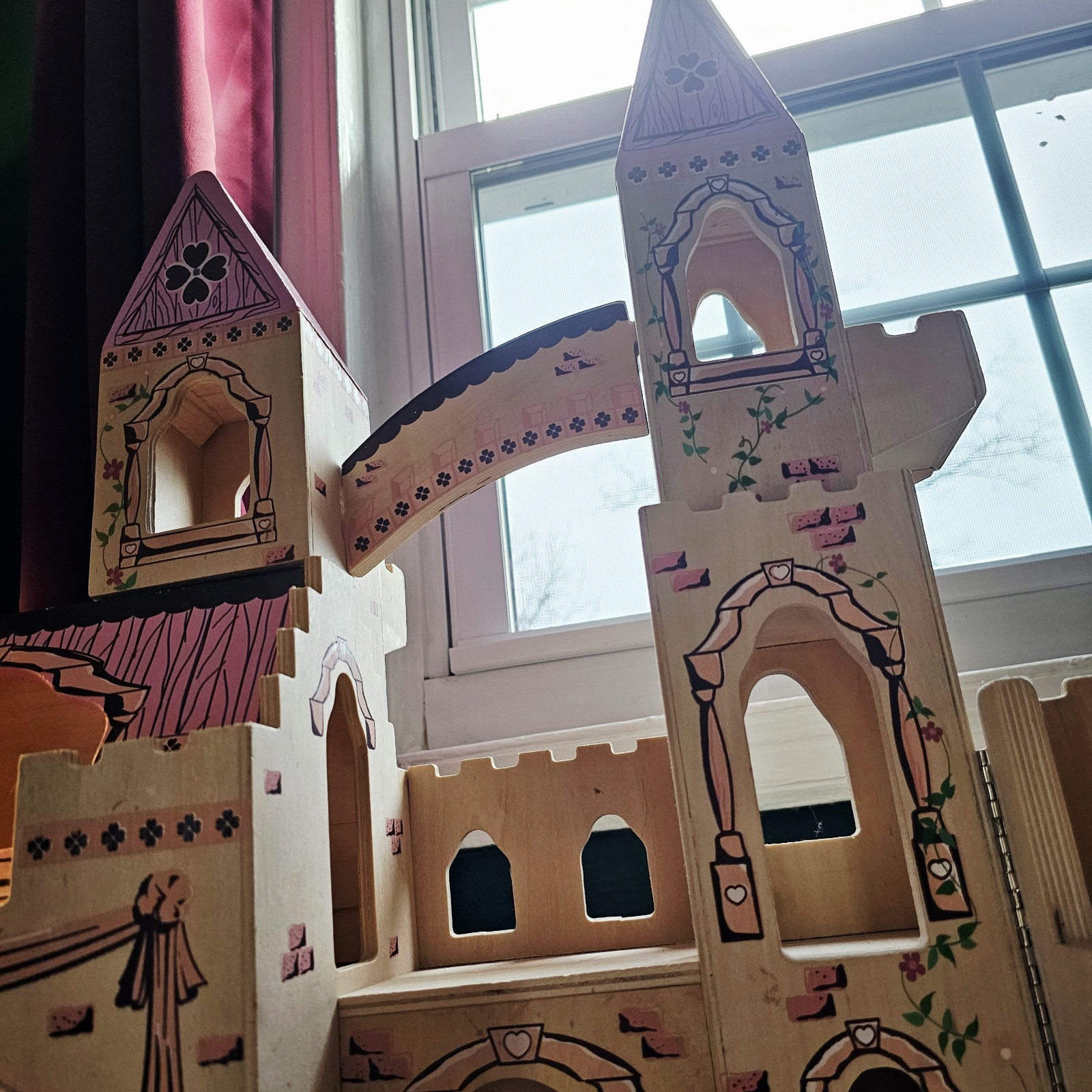 Melissa and Doug Wooden Folding Princess Castle and UNOPENED furniture and dolls