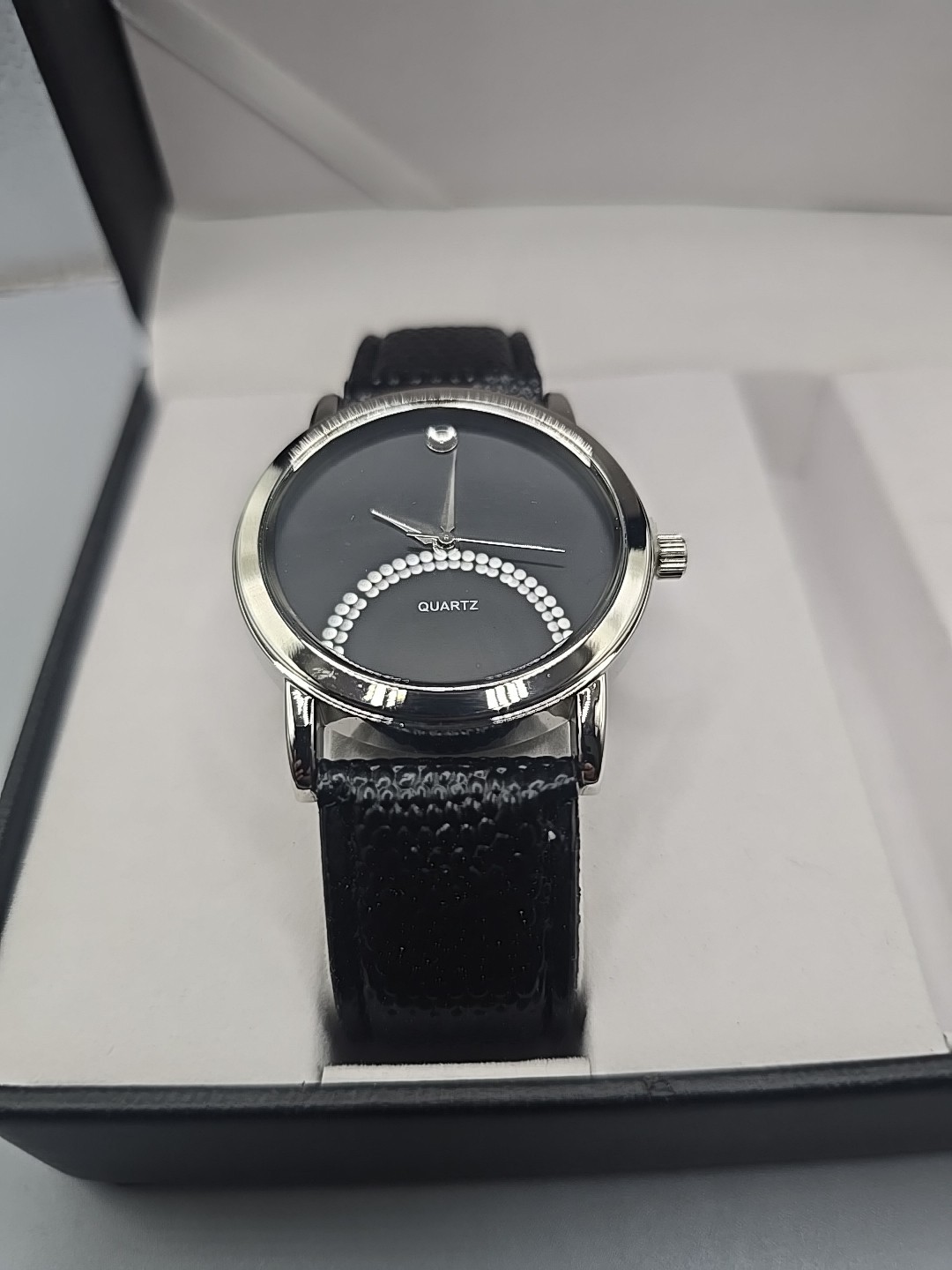 Harrah's casino resort Jon Paul his hers new watches