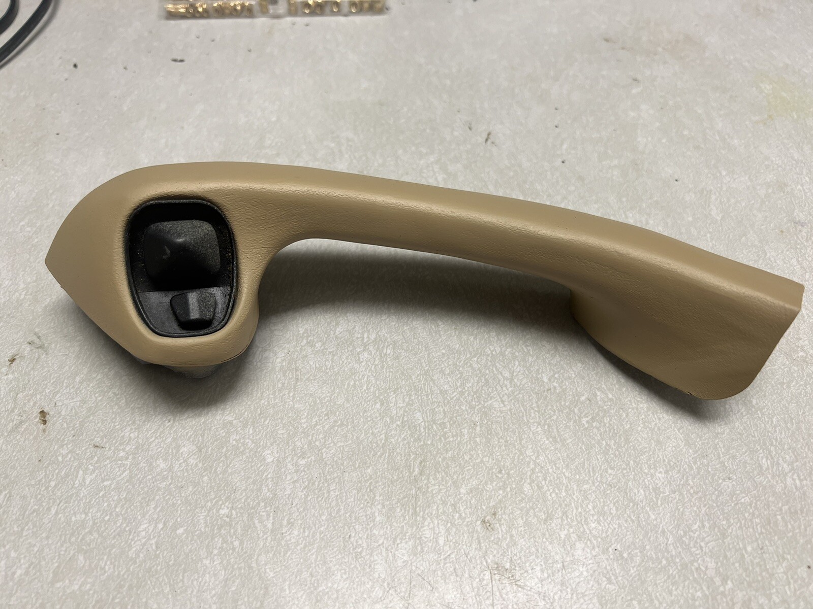 After Market 96-02 BMW Z3 Interior Door Pull Handle Left Driver Side TAN