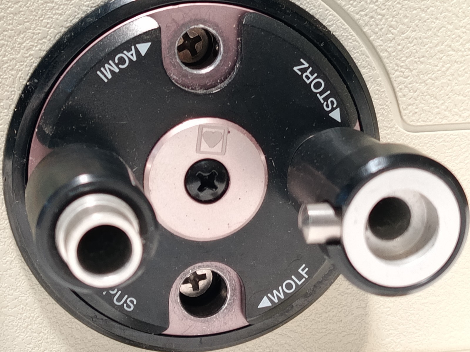 Luxtec 9300XSP 300W Xenon Light Source, turret ACMI/Storz/Wolf/Olympus tested