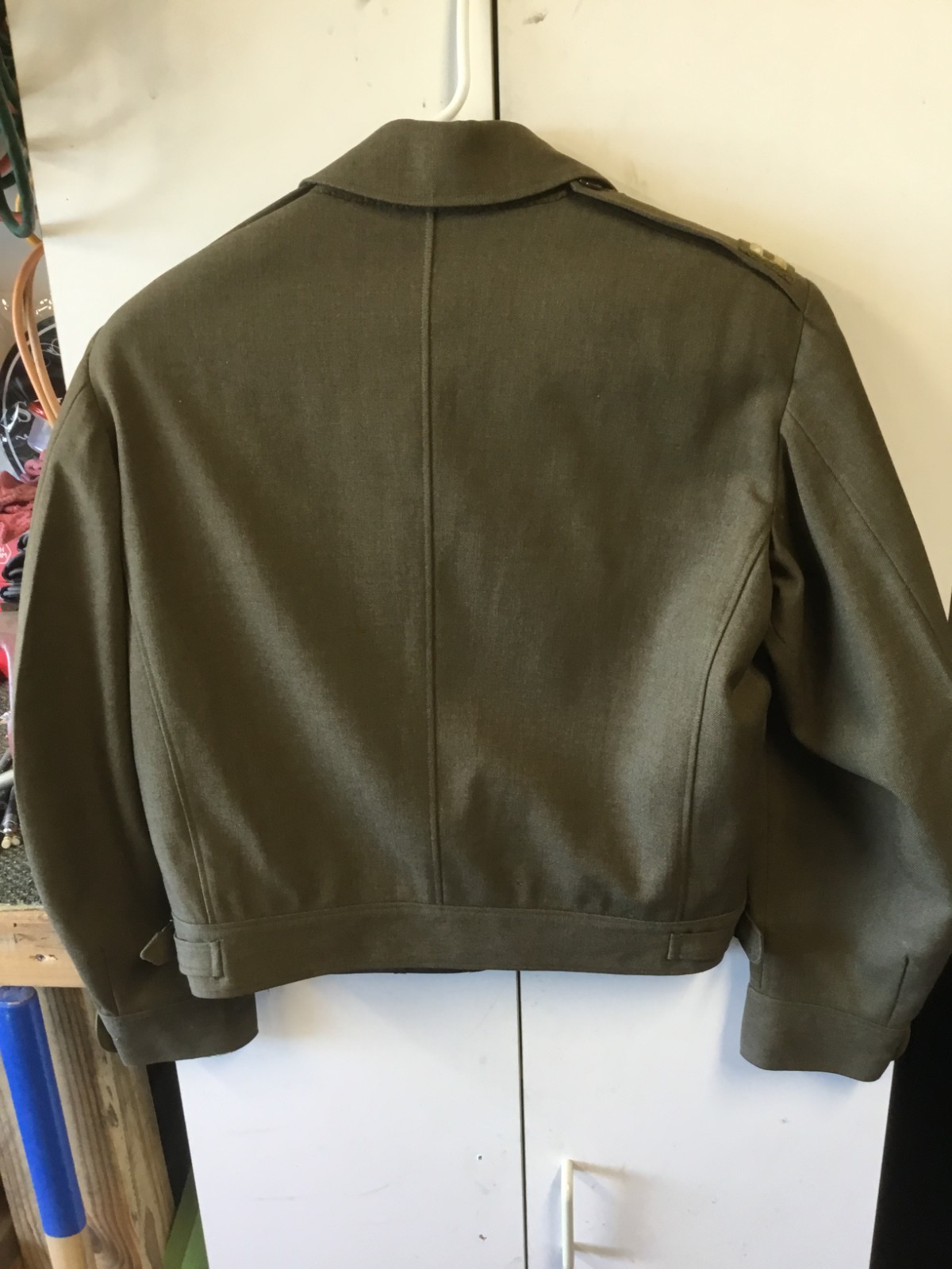 USAAF IKE JACKET WITH INSIGNIA, SIZE 36 R