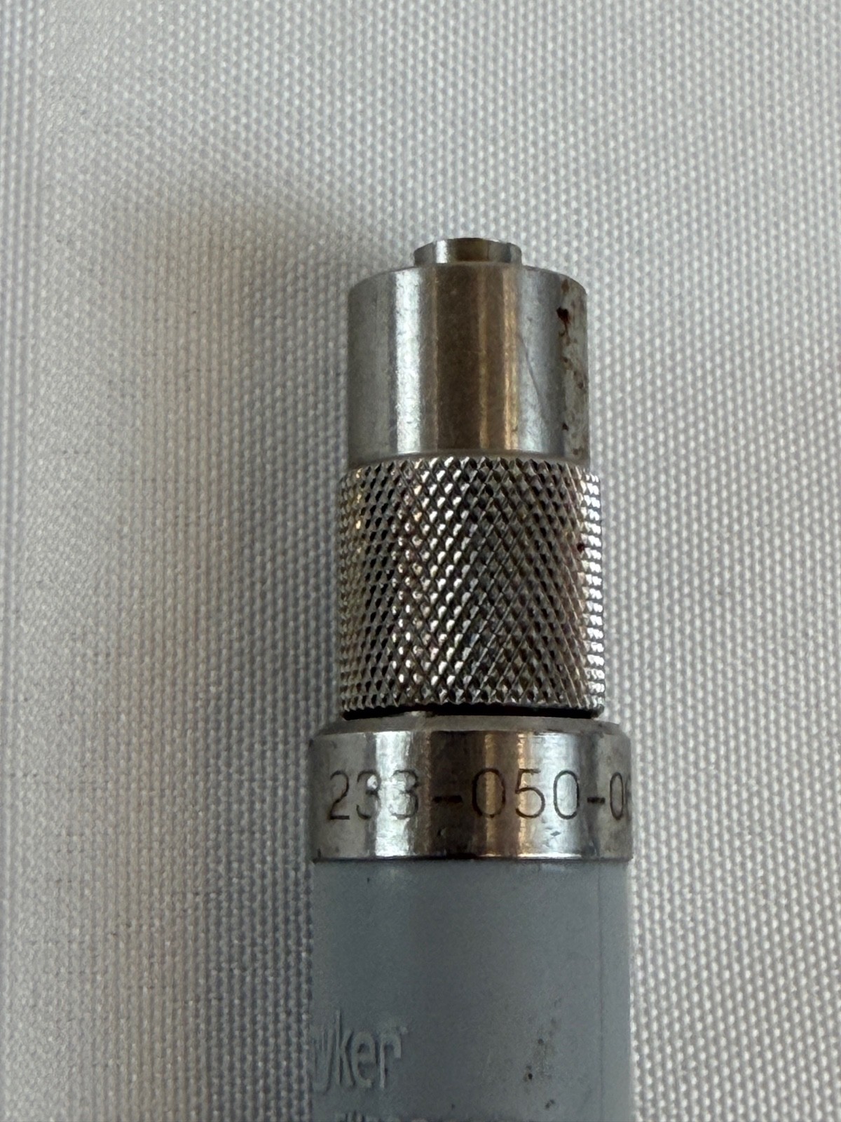 Stryker 233-050-064 Fiber Optic Light Cord 5mm x 9.5' Clear Case Endoscopy