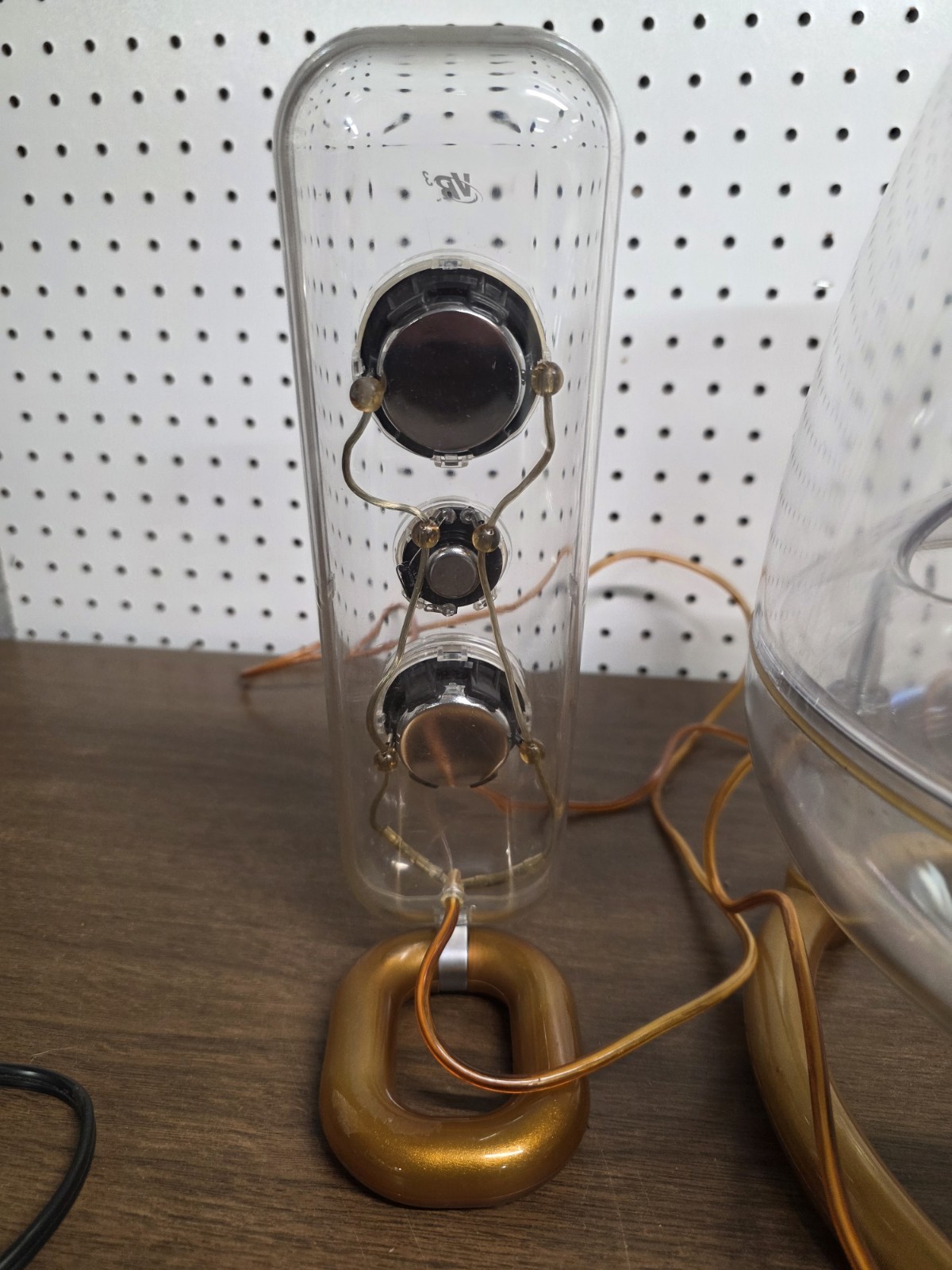 Virtual Reality Sound Labs VR3 Retro Clear Sound System Speakers Tested Working