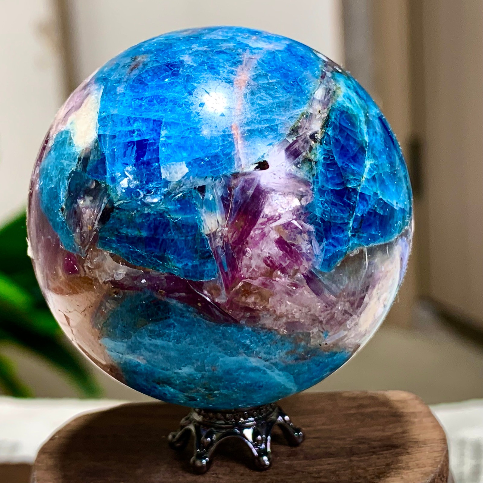 170G Natural Blue Aptite +Sun Stone purple lepidolite Sphere mineral sample