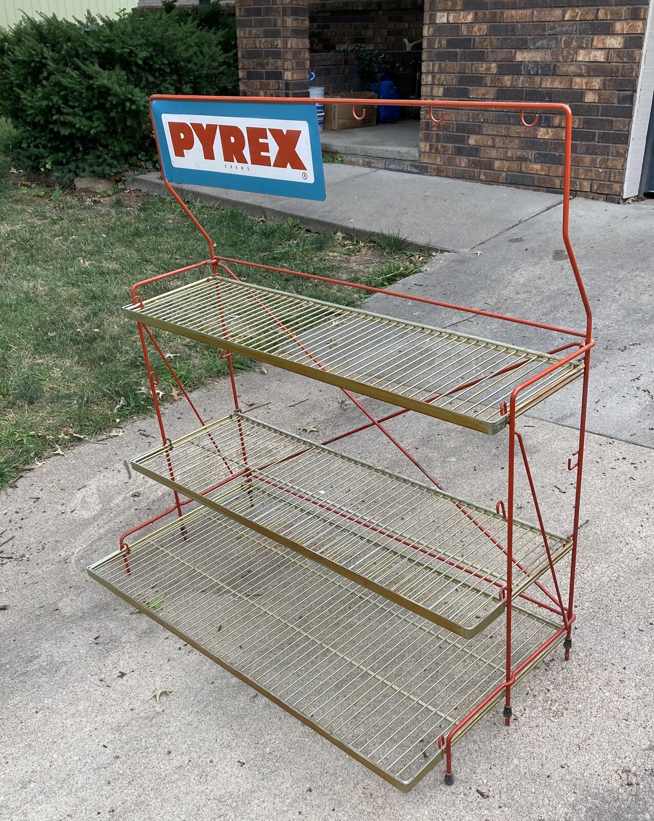 VERY RARE Pyrex Wire Rack Metal Standing Store Display With Sign WOW!