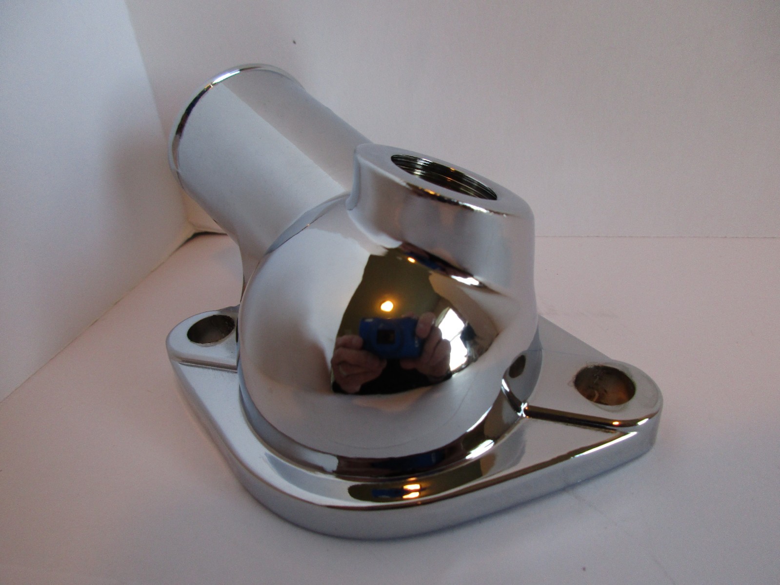 SBC BBC Chevy 15deg CHROME WATER NECK THERMOSTAT HOUSING WITH TEMP PORT #9468