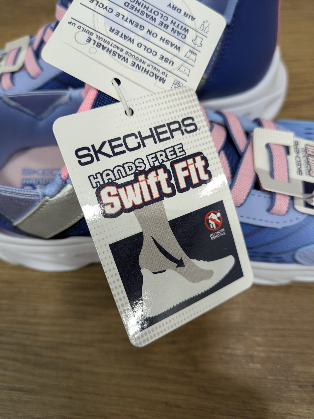 Skechers Kids Lightweight Hands Free Swift Fit Sneaker Navy/Multi Size 1
