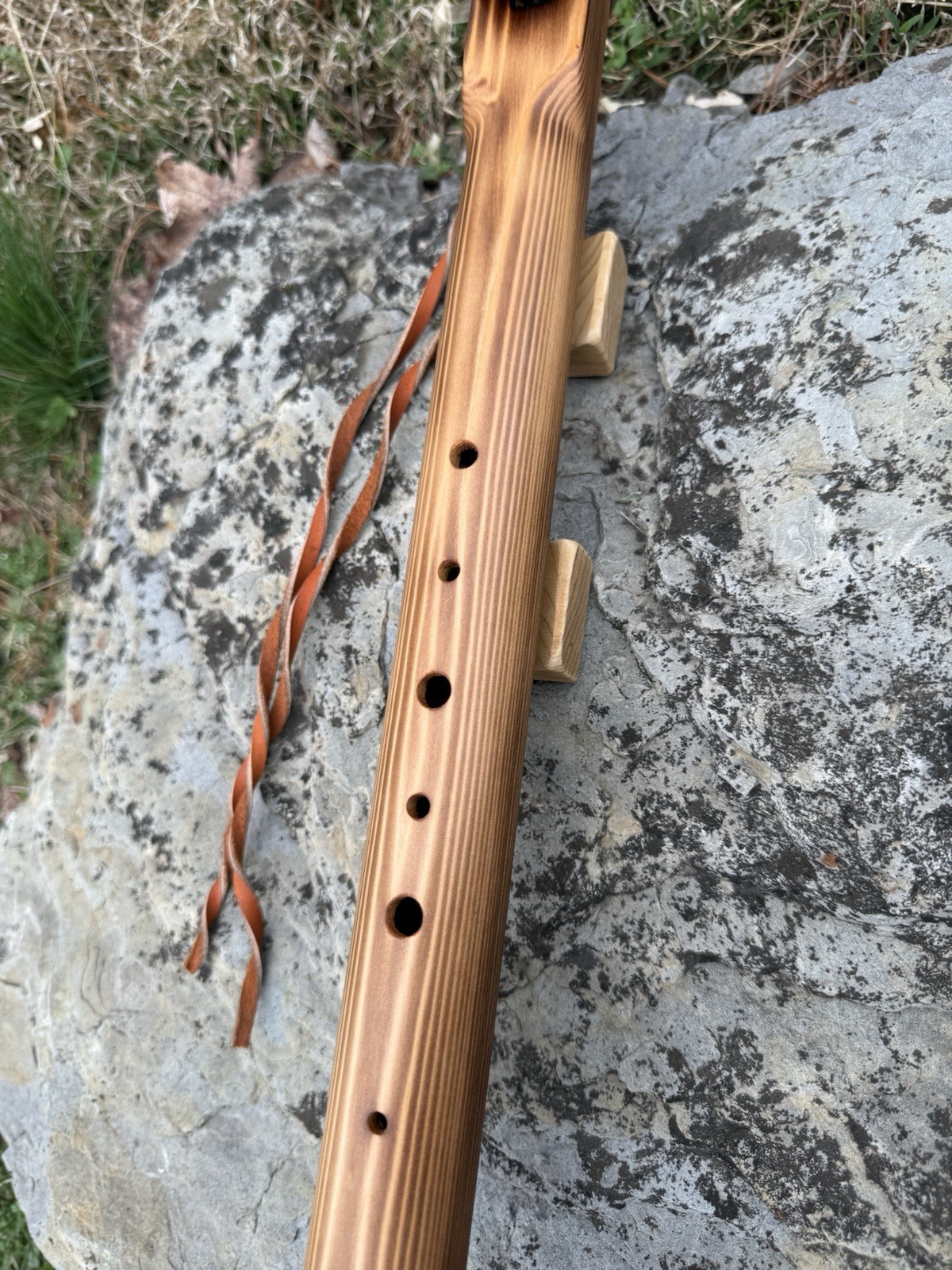 Native American Style Flute | Western Cedar | Hijaz Scale | Low E | 440 Hz.