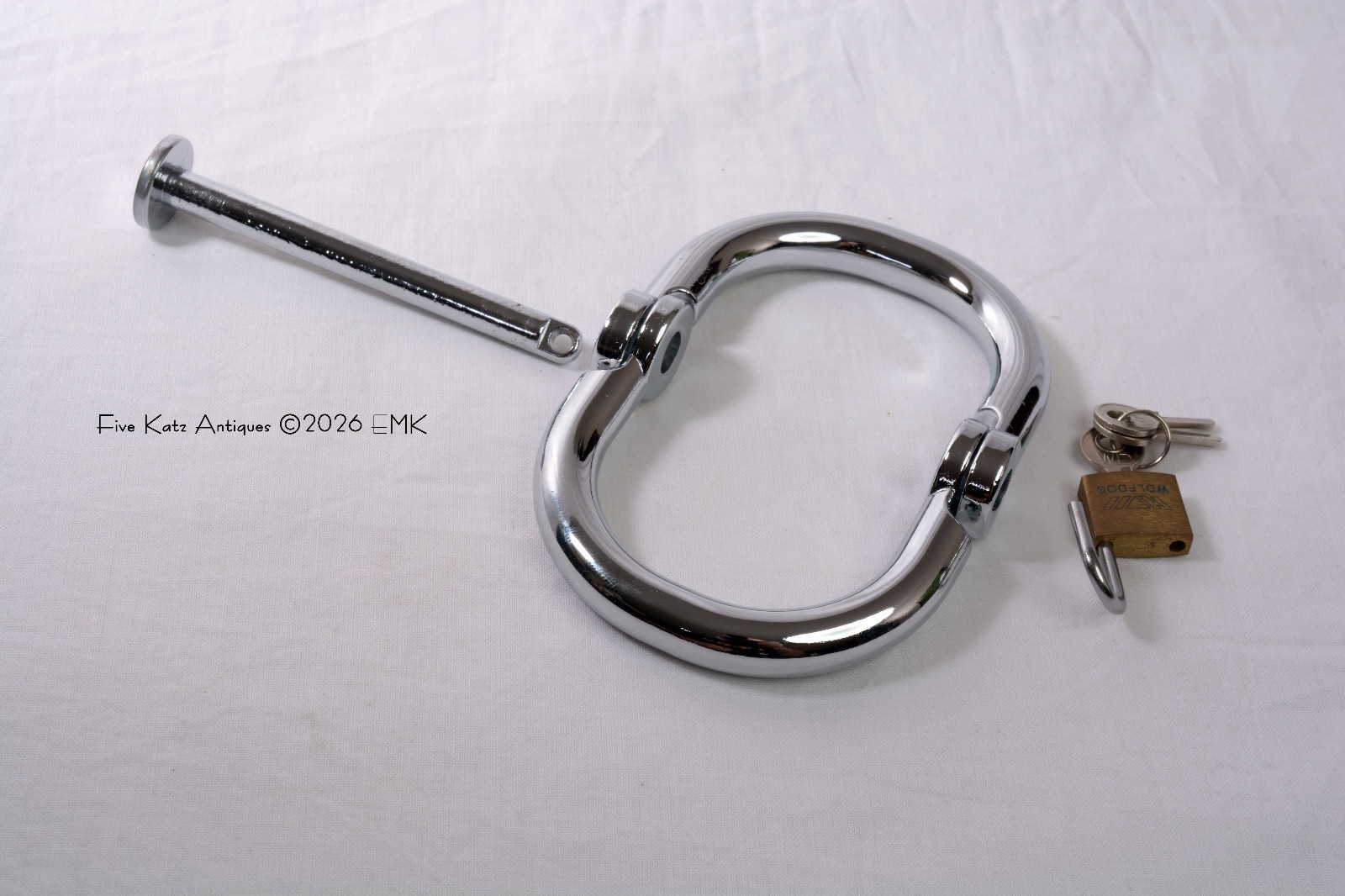 Folding Handcuffs/Wrist Restraints W/ Pin - Role Play - Bondage - New Old Stock