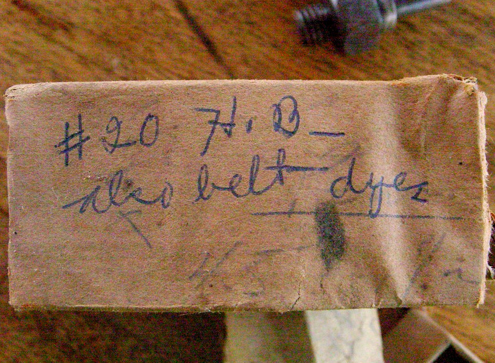 Vintage machine button Upholstery covering die set 20 T R L