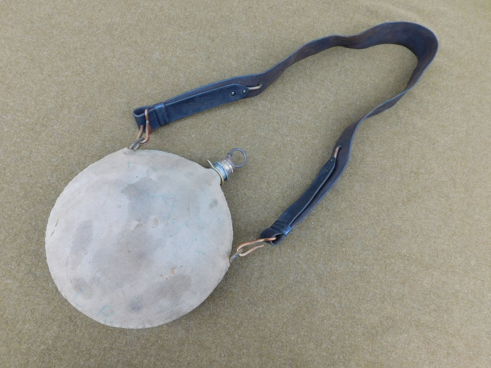 ORIGINAL SPANISH AMERICAN WAR U.S. ARMY MODEL 1886 CANTEEN WITH LEATHER SLING