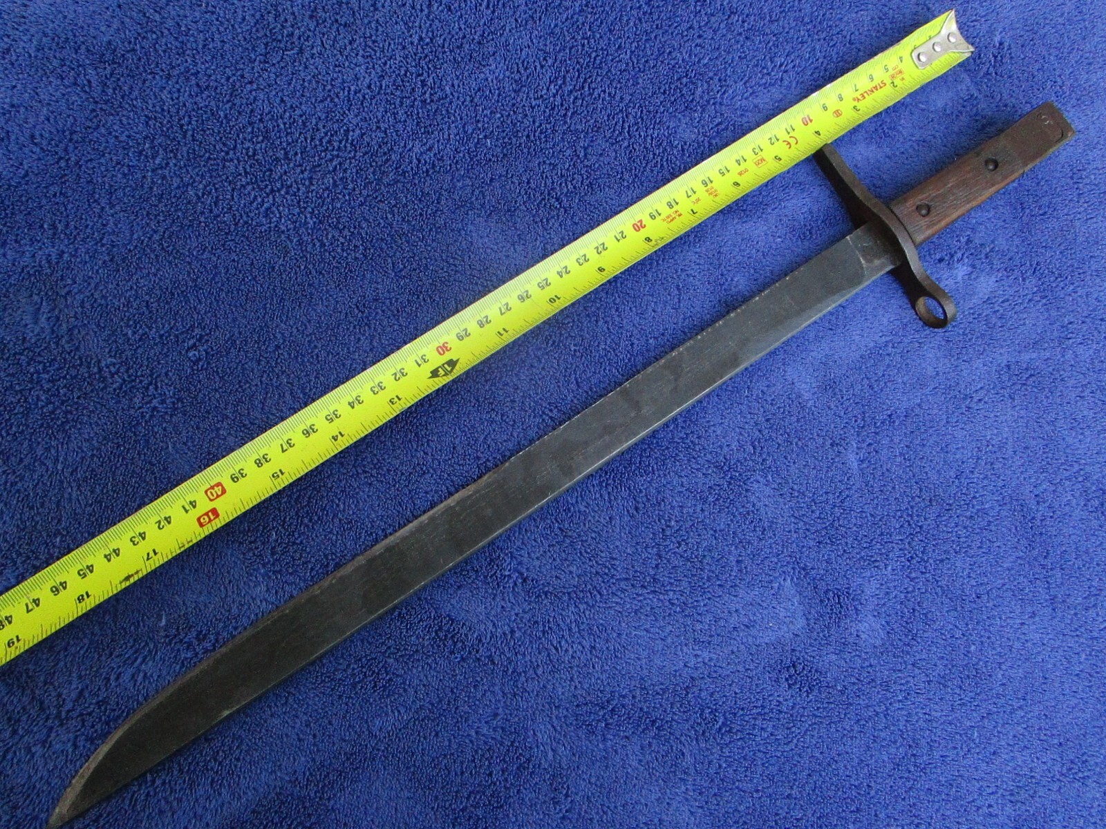 ORIGINAL LATE WW2 JAPANESE TYPE 30 ARISAKA BAYONET AND SCABBARD MAKER JINSEN