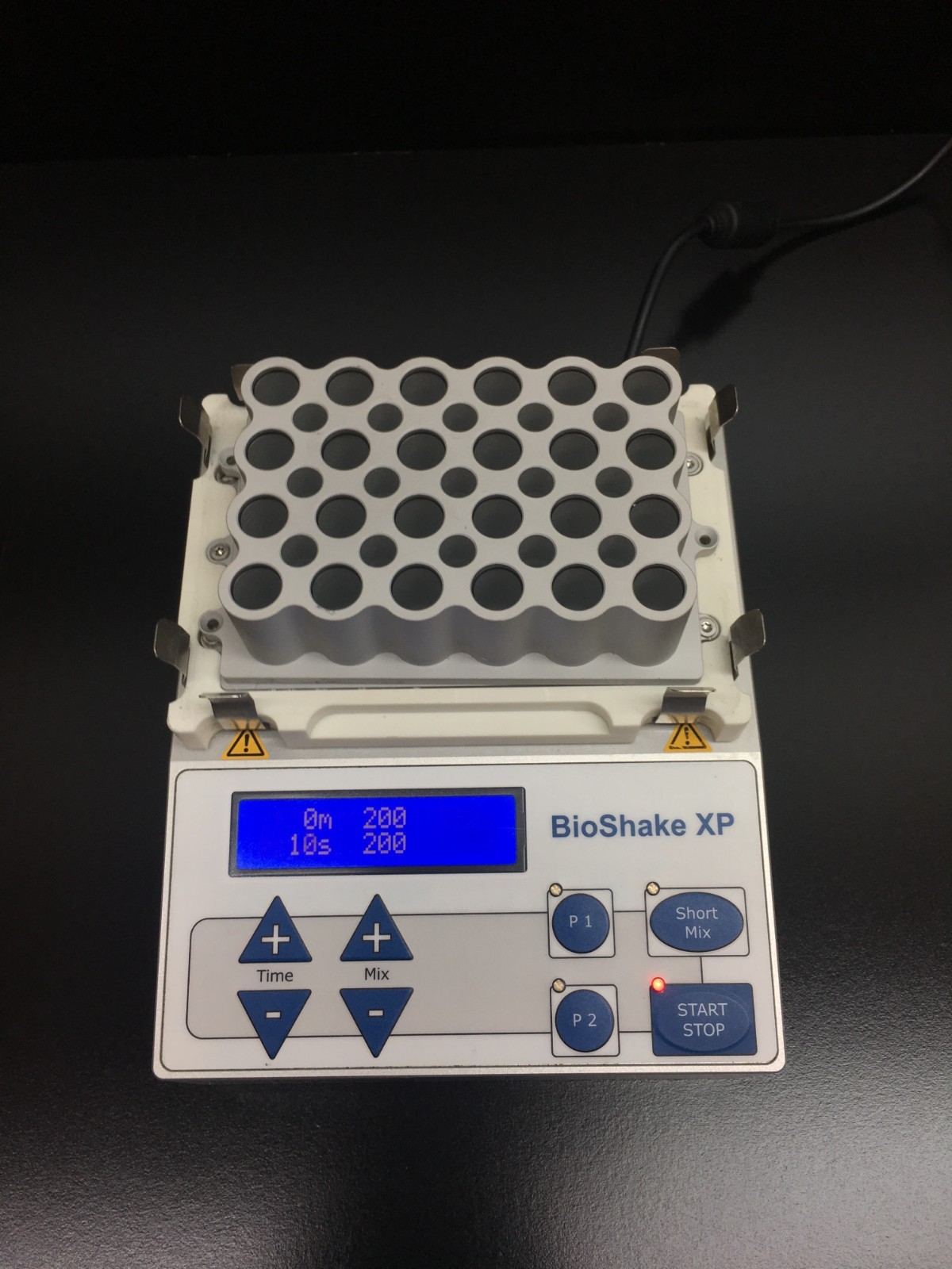 Q Instruments BioShake XP 001266 High Speed Lab Mixer with WARRANTY