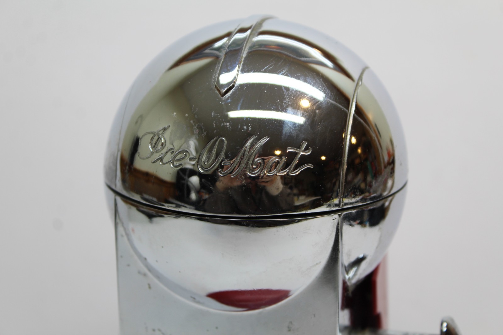 Retro Metrokane Ice-O-Mat Manual Ice Crusher Chrome & Red Hand Crank