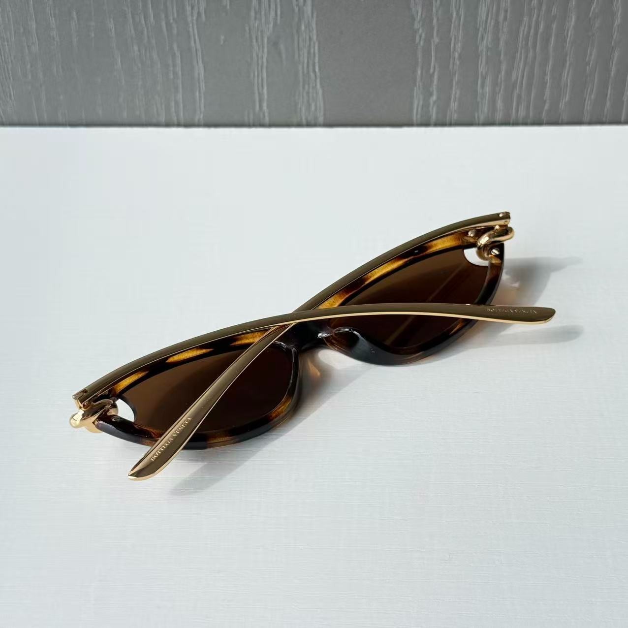 Bottega Veneta BV1390/S 002 Tortoise Gold Brown Sunglasses 56-15-145