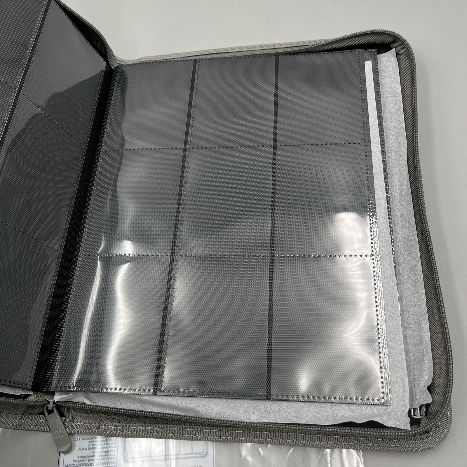 Ultra PRO MTG Final Fantasy Sephiroth Planet’s Heir - 9 Pocket Zip Pro Binder